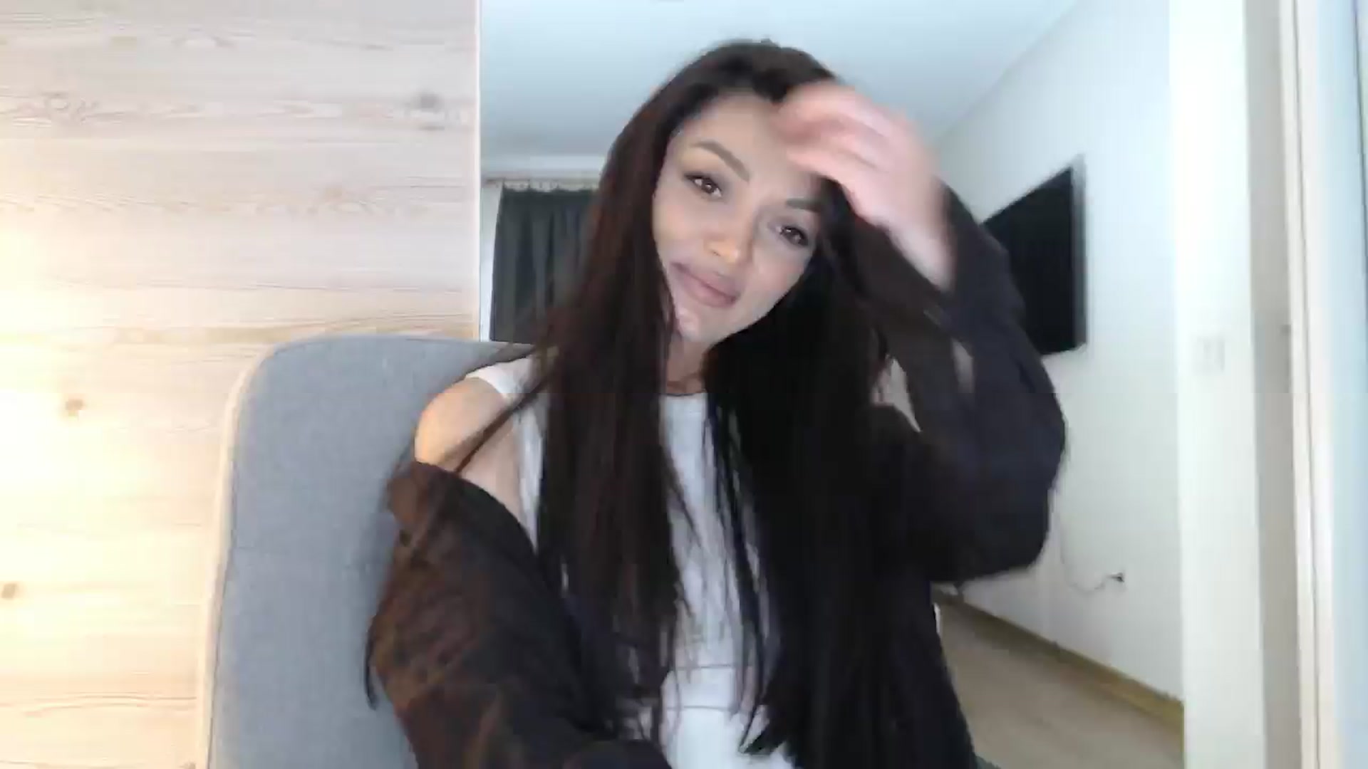 Gallery image thumbnail from Gloriaglamour's myfreecams stream on, 12/03/2025, 14:01 image 19 of 20
