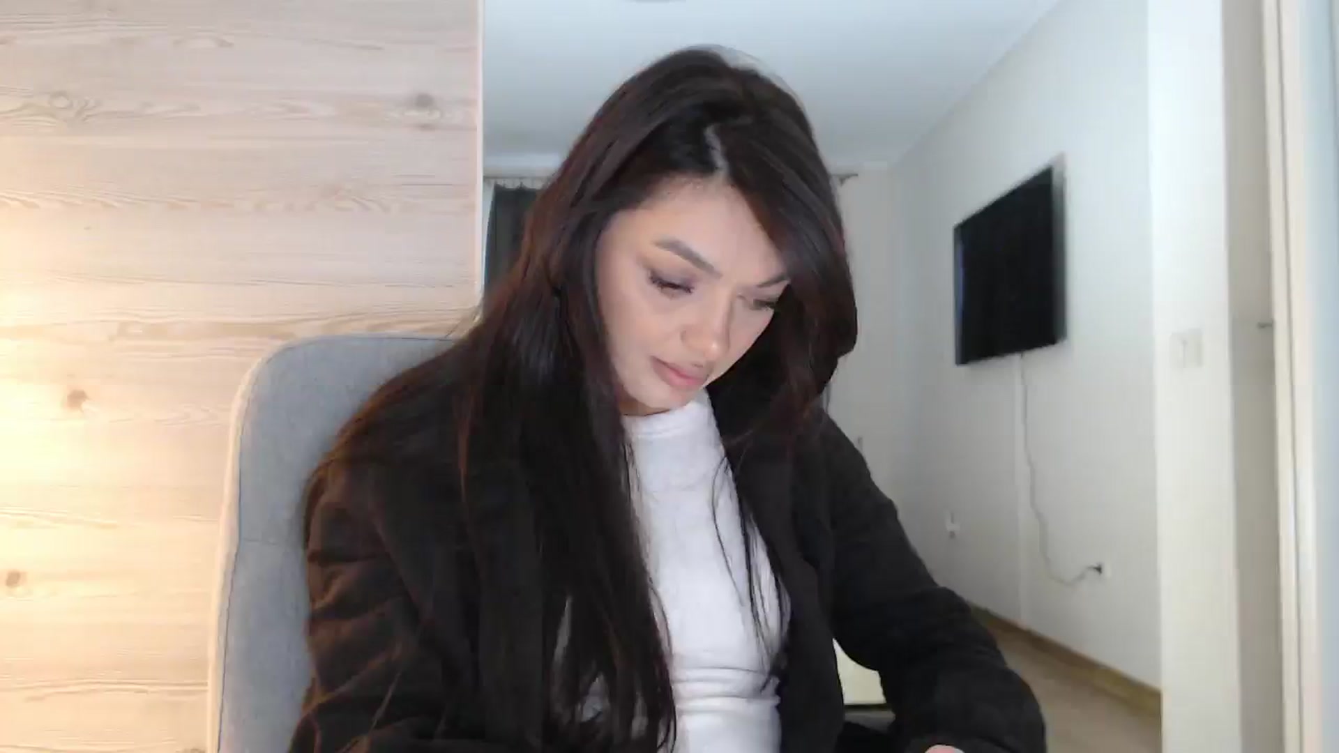 Gallery image thumbnail from Gloriaglamour's myfreecams stream on, 12/03/2025, 14:01 image 3 of 20