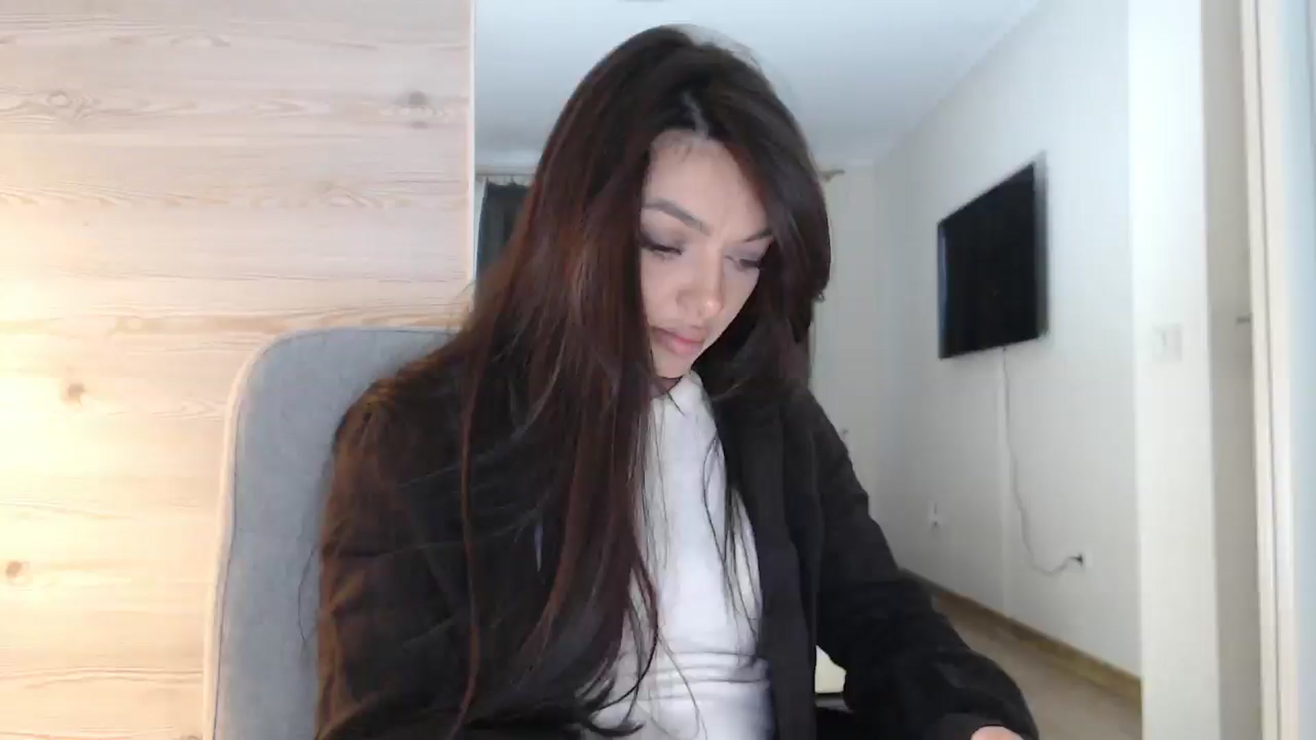 Gallery image thumbnail from Gloriaglamour's myfreecams stream on, 12/03/2025, 14:01 image 1 of 20