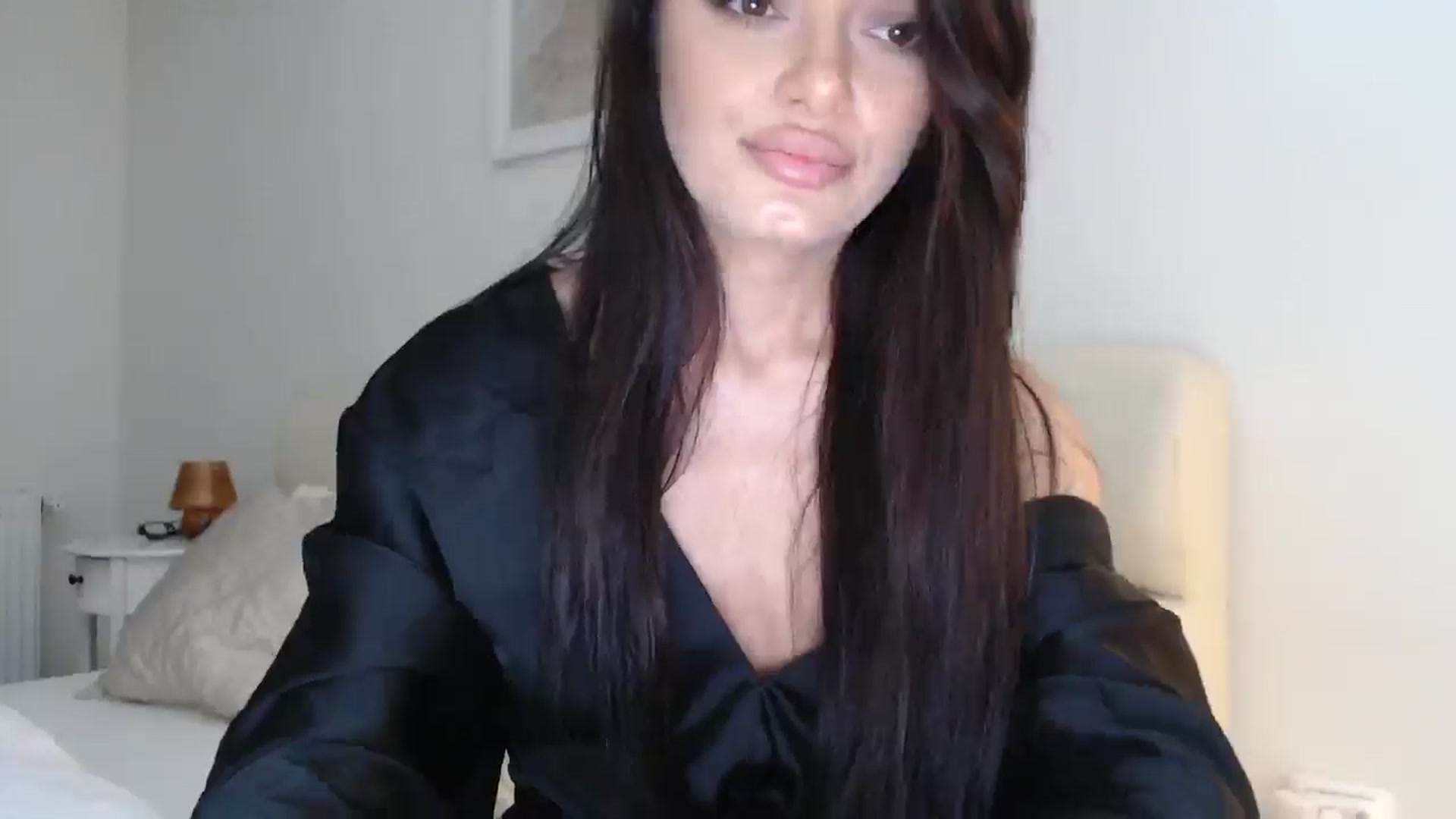 Gallery image thumbnail from Gloriaglamour's myfreecams stream on, 12/03/2025, 17:11 image 9 of 20