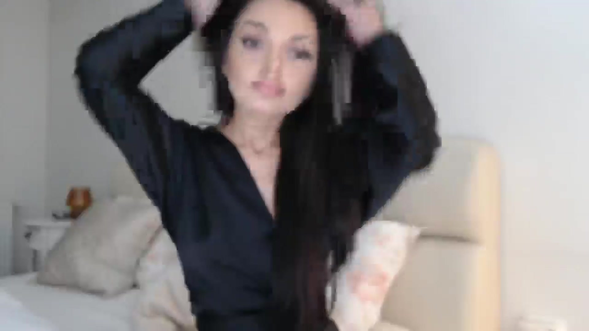 Gallery image thumbnail from Gloriaglamour's myfreecams stream on, 12/03/2025, 17:11 image 5 of 20