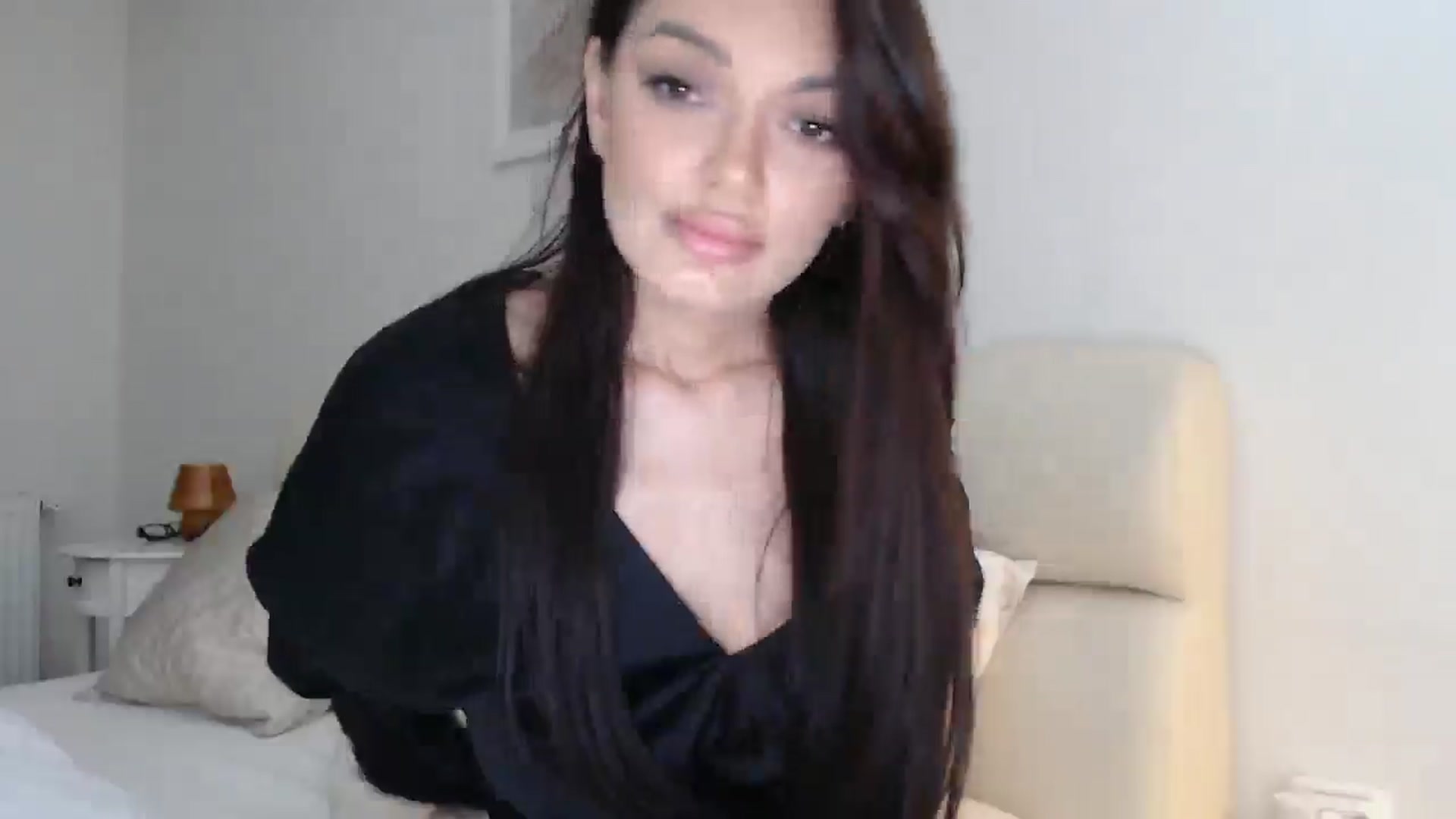 Gallery image thumbnail from Gloriaglamour's myfreecams stream on, 12/03/2025, 17:11 image 10 of 20