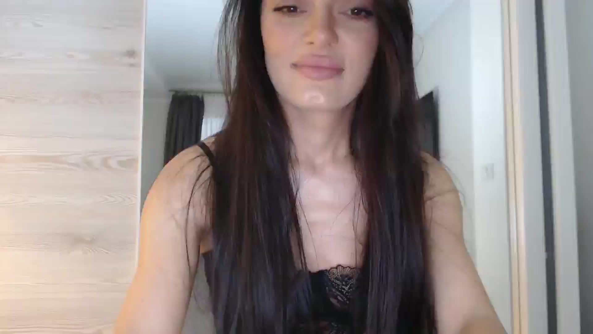 Gallery image thumbnail from Gloriaglamour's myfreecams stream on, 12/08/2025, 15:11 image 8 of 20