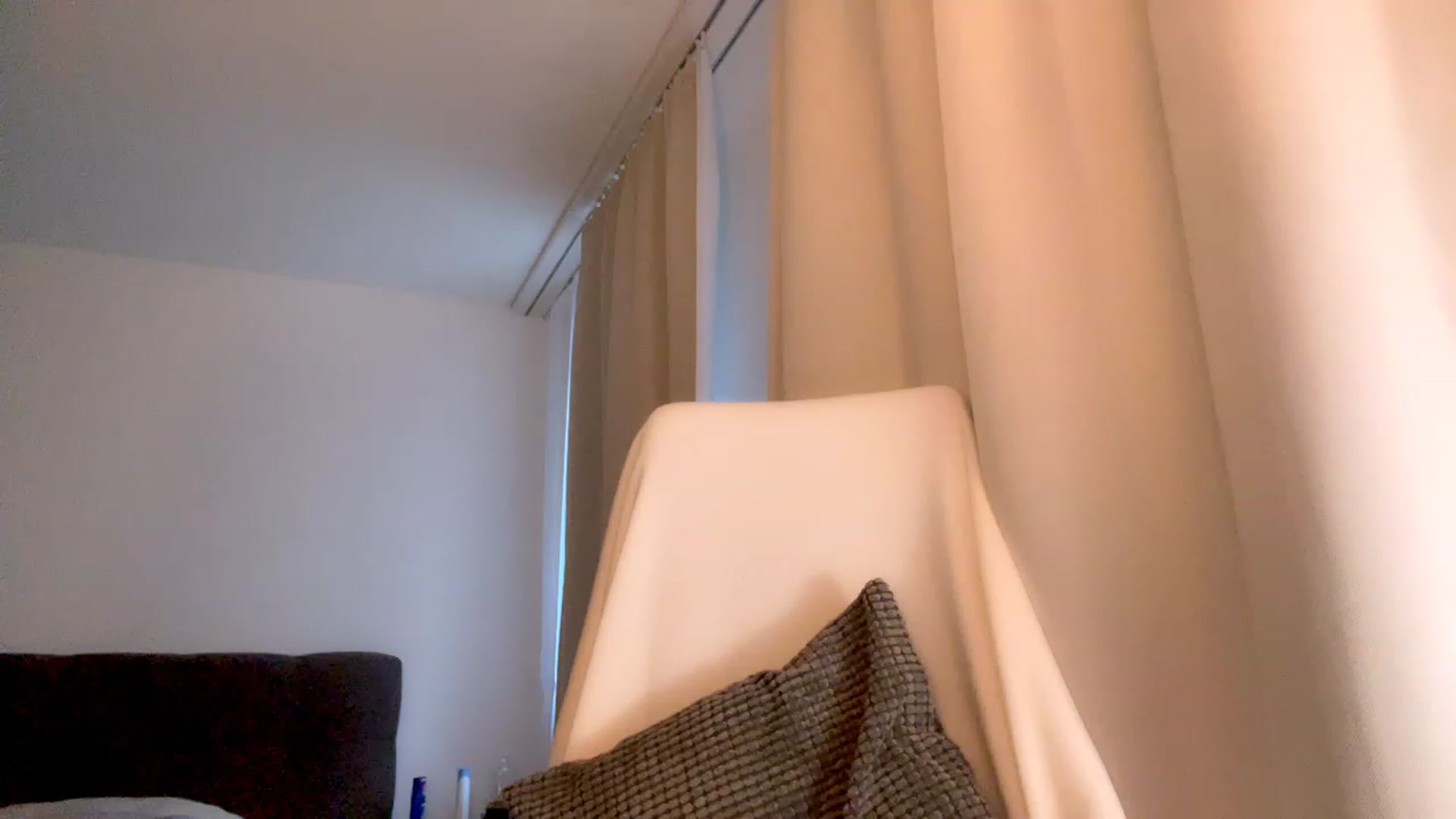 Gallery image thumbnail from Glorianice's myfreecams stream on, 11/18/2022, 12:27 image 18 of 20