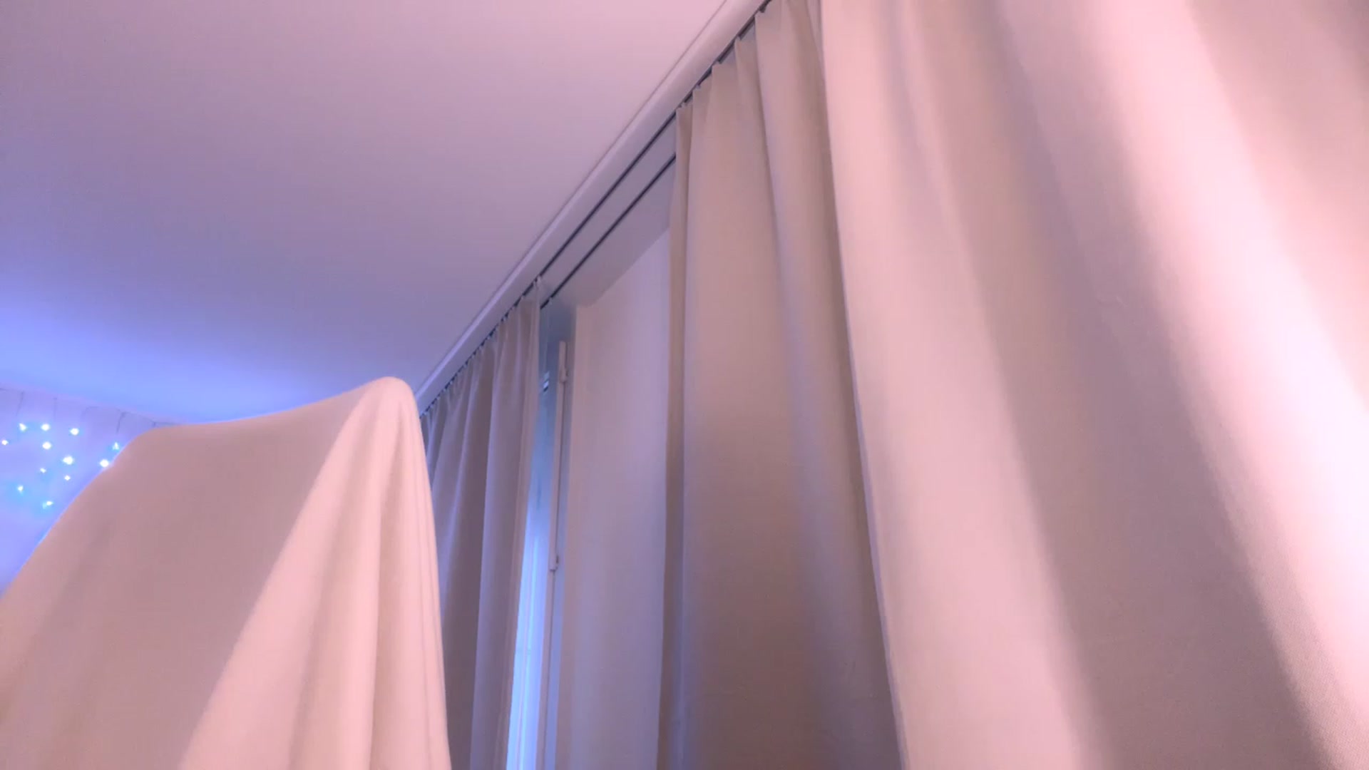 Gallery image thumbnail from Glorianice's myfreecams stream on, 01/26/2023, 12:28 image 8 of 20