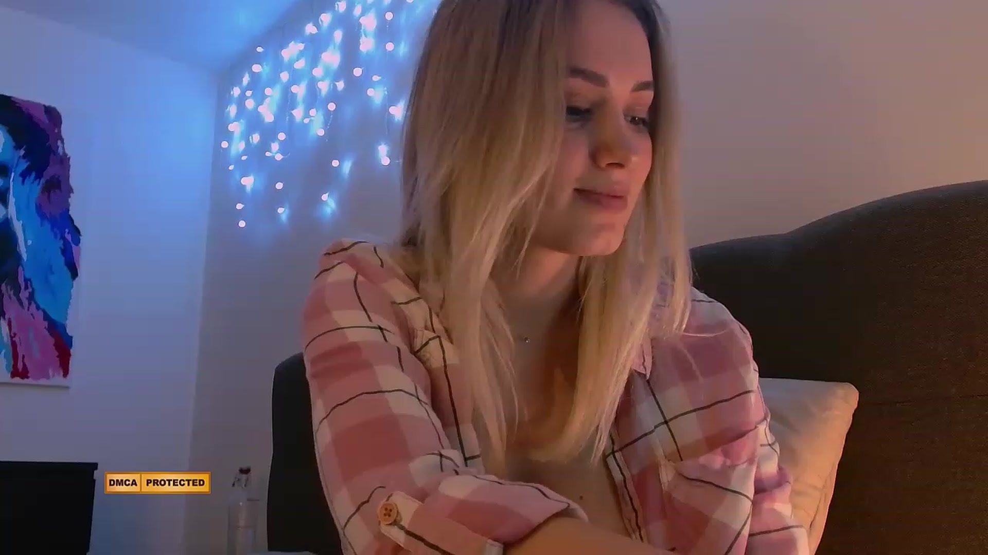 Gallery image thumbnail from Glorianice's myfreecams stream on, 02/14/2023, 13:10 image 19 of 20