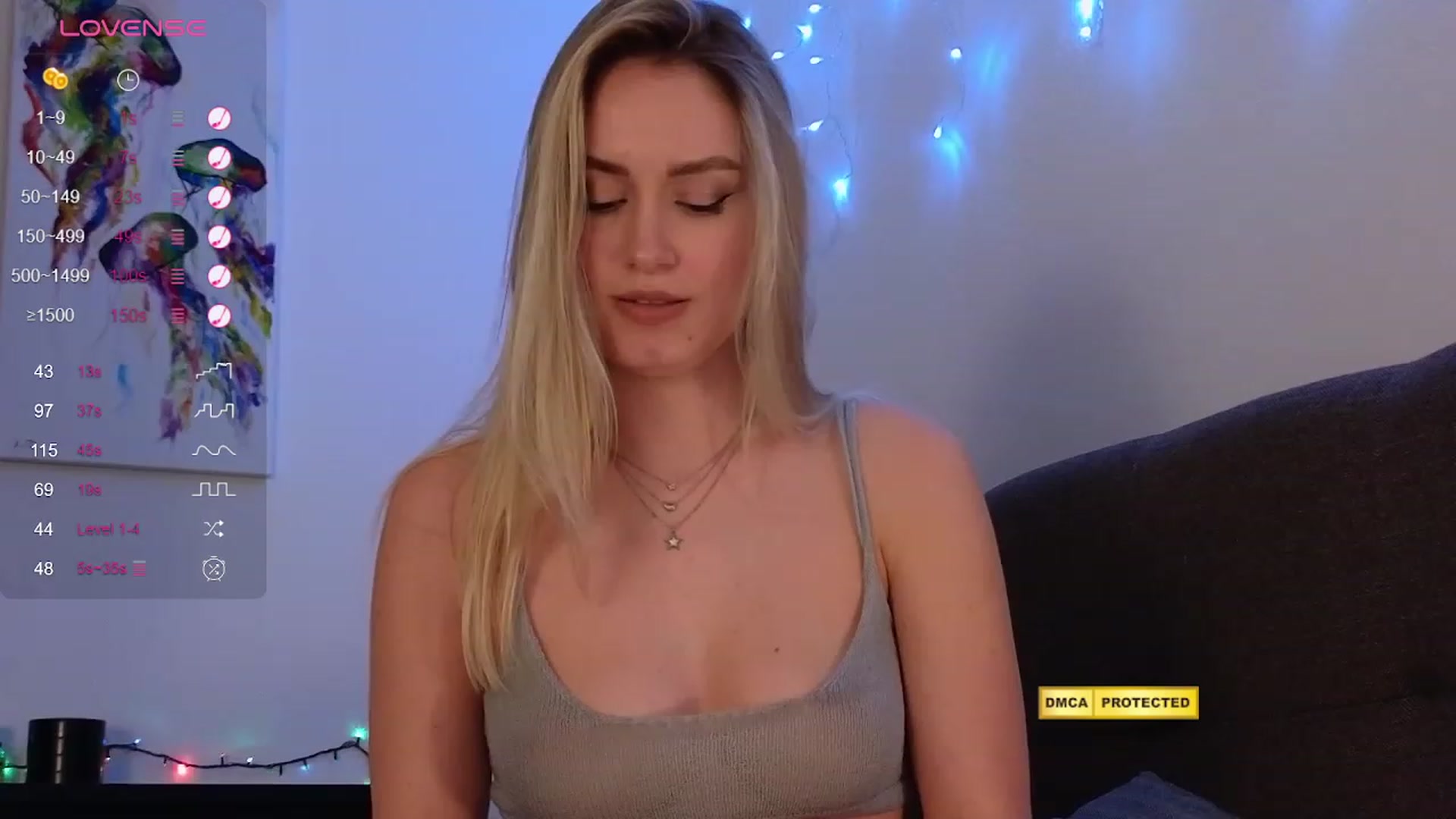 Gallery image thumbnail from Glorianice's myfreecams stream on, 01/08/2024, 13:17 image 17 of 20