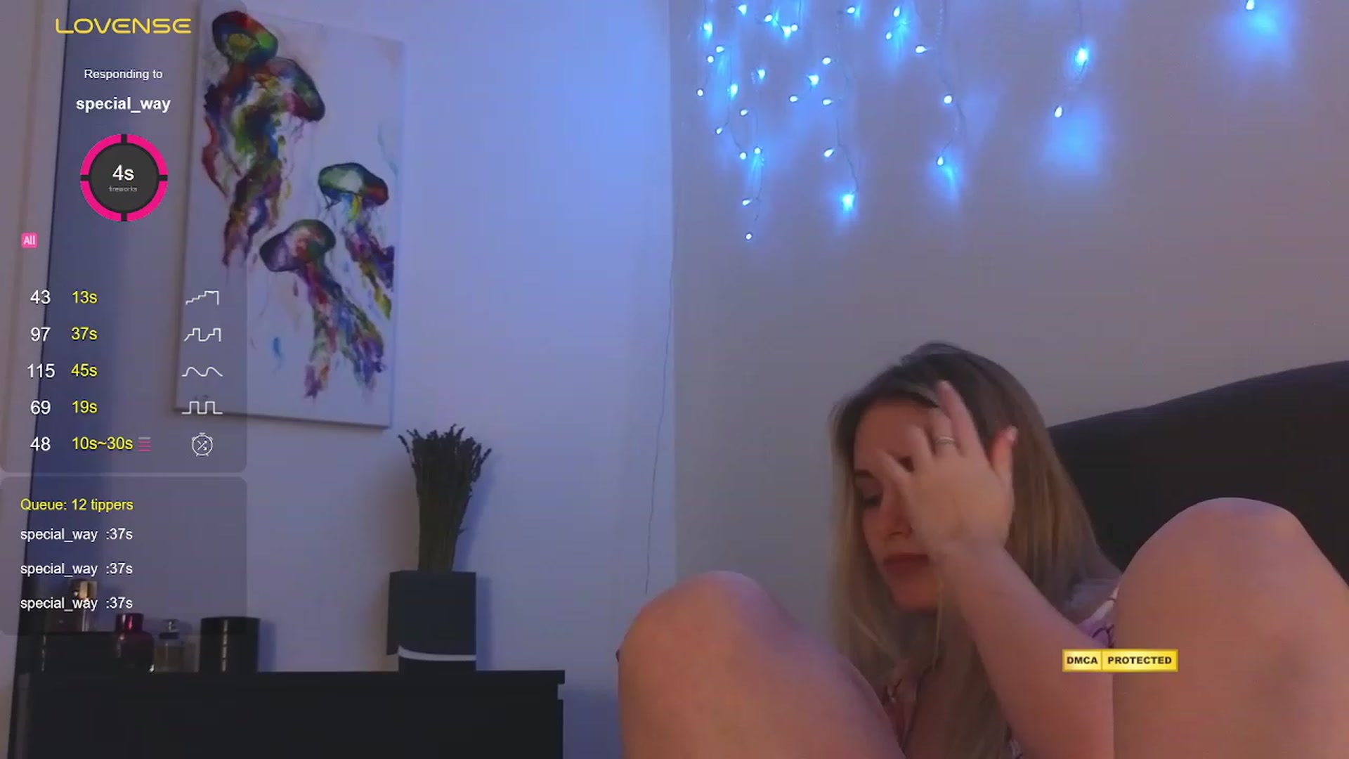 Gallery image thumbnail from Glorianice's myfreecams stream on, 03/12/2024, 12:39 image 19 of 20