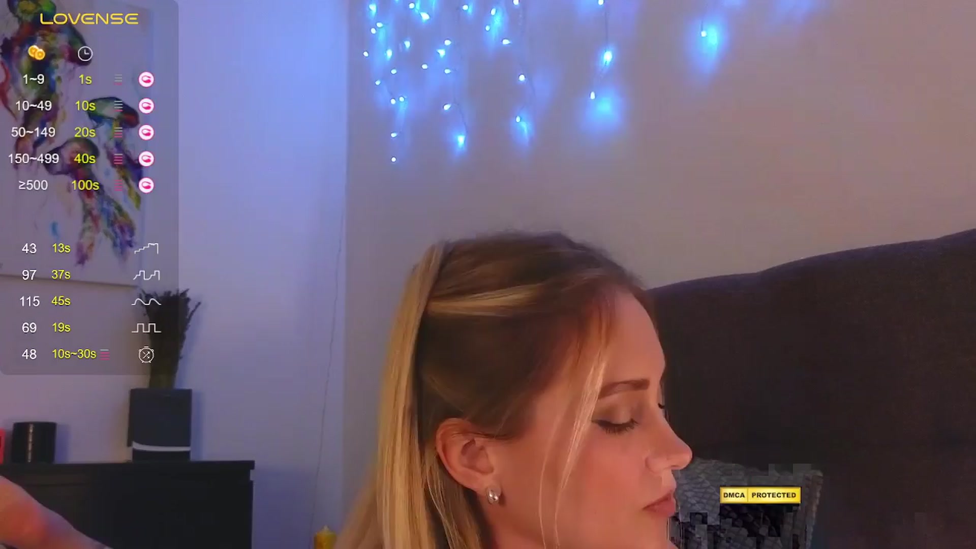 Gallery image thumbnail from Glorianice's myfreecams stream on, 04/03/2024, 10:32 image 9 of 20