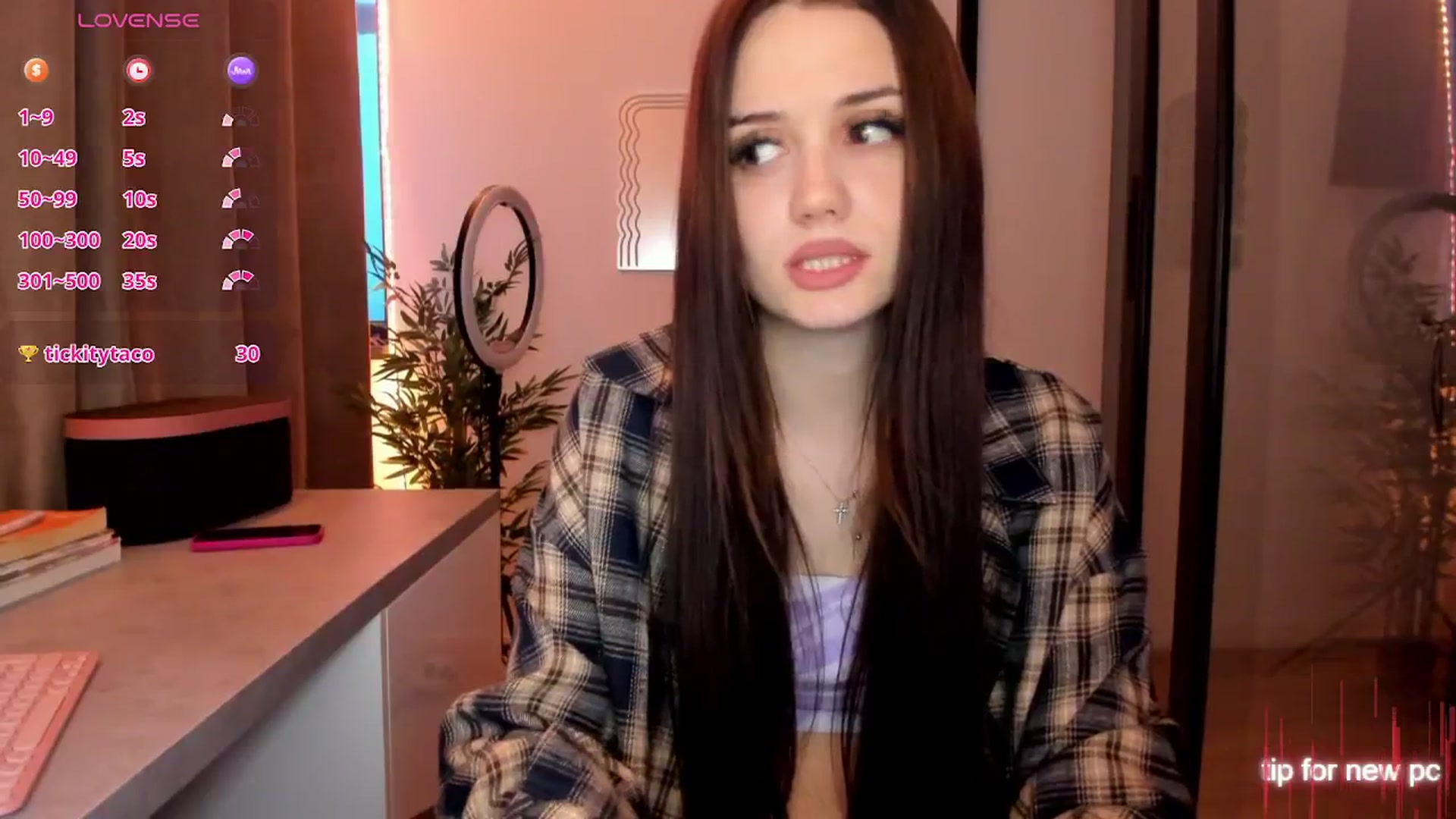 Gallery image thumbnail from Glossy_'s myfreecams stream on, 01/05/2026, 15:29 image 10 of 20