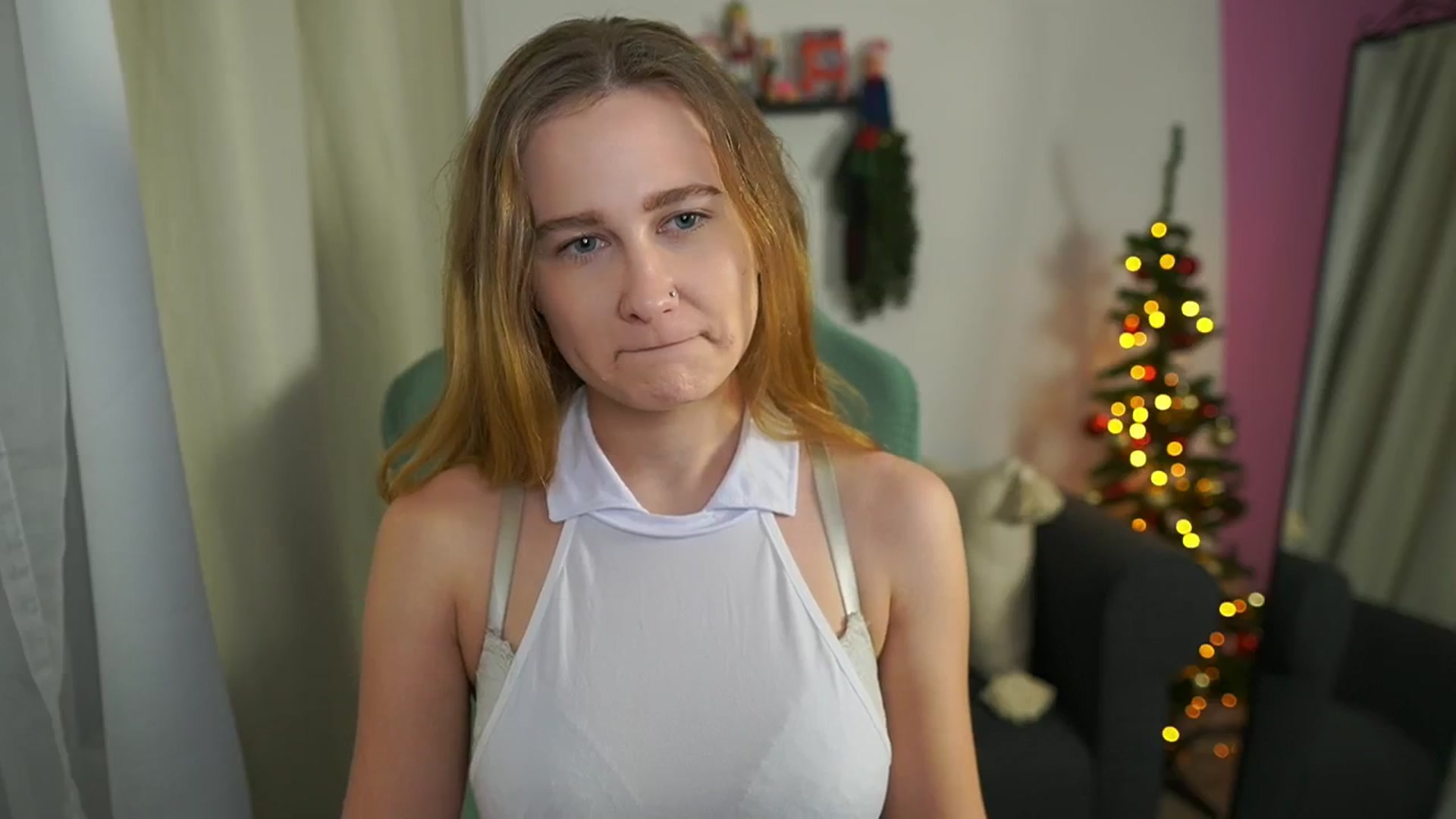 Gallery image thumbnail from Glossy_babe_'s myfreecams stream on, 01/03/2026, 24:02 image 20 of 20