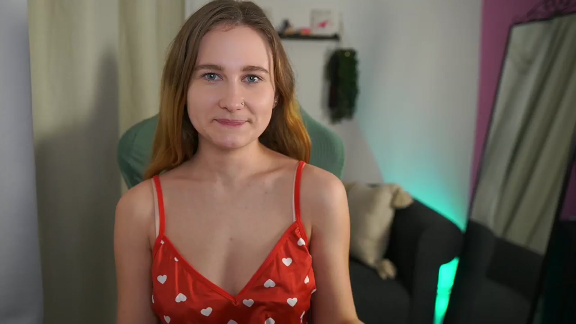 Gallery image thumbnail from Glossy_babe_'s myfreecams stream on, 01/17/2026, 23:37 image 13 of 20