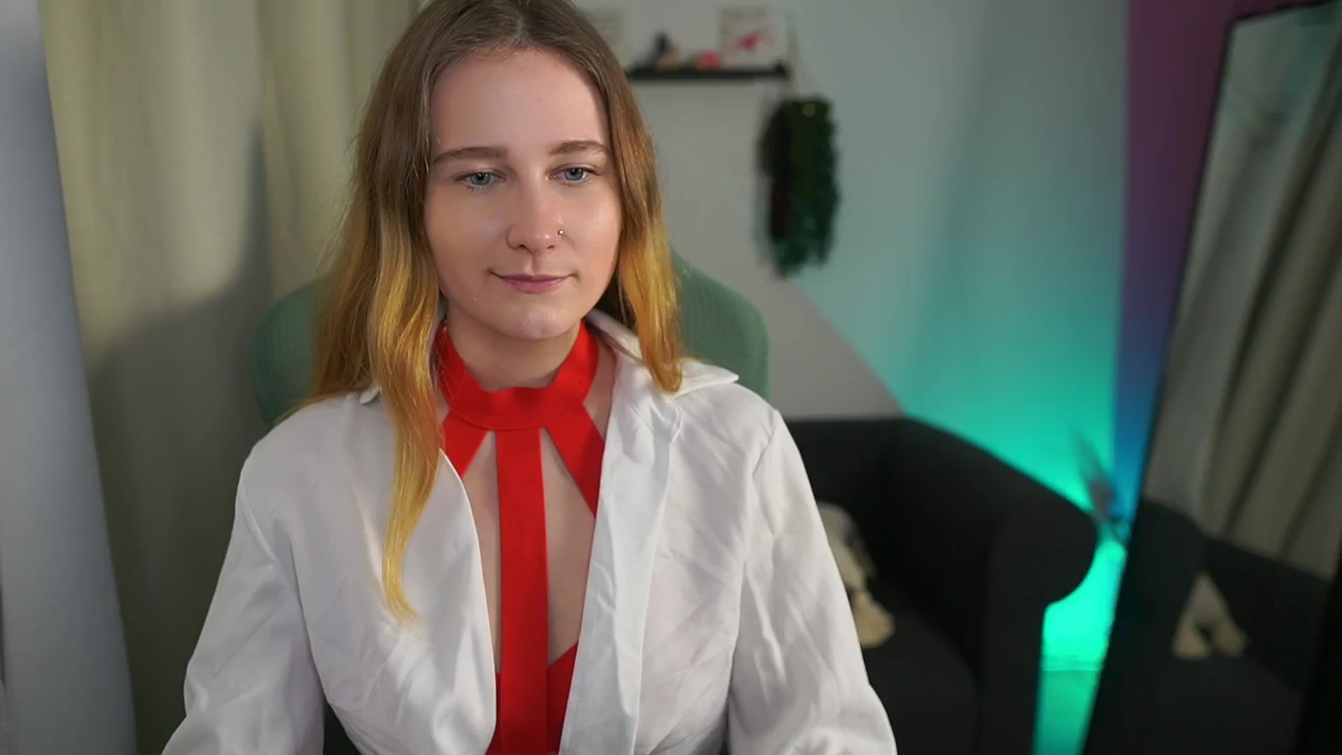 Gallery image thumbnail from Glossy_babe_'s myfreecams stream on, 02/01/2026, 10:43 image 1 of 20