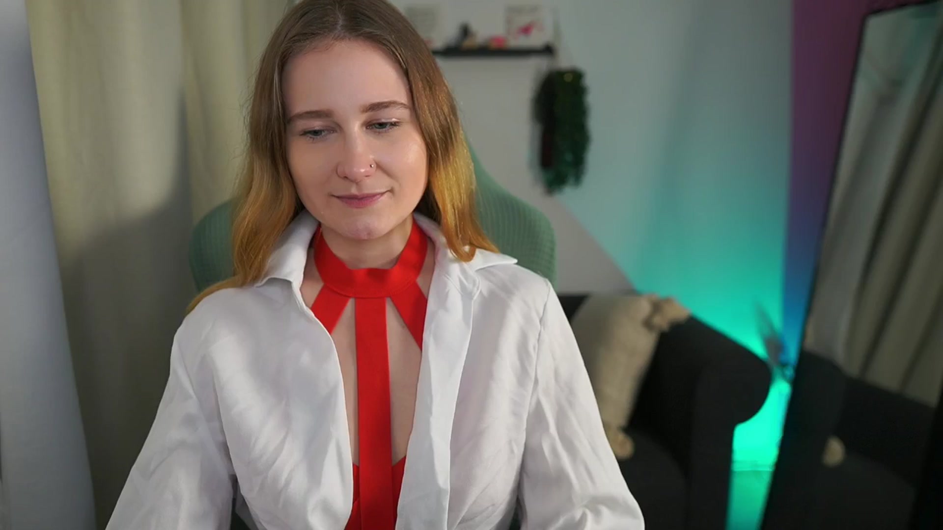 Gallery image thumbnail from Glossy_babe_'s myfreecams stream on, 02/01/2026, 10:43 image 15 of 20