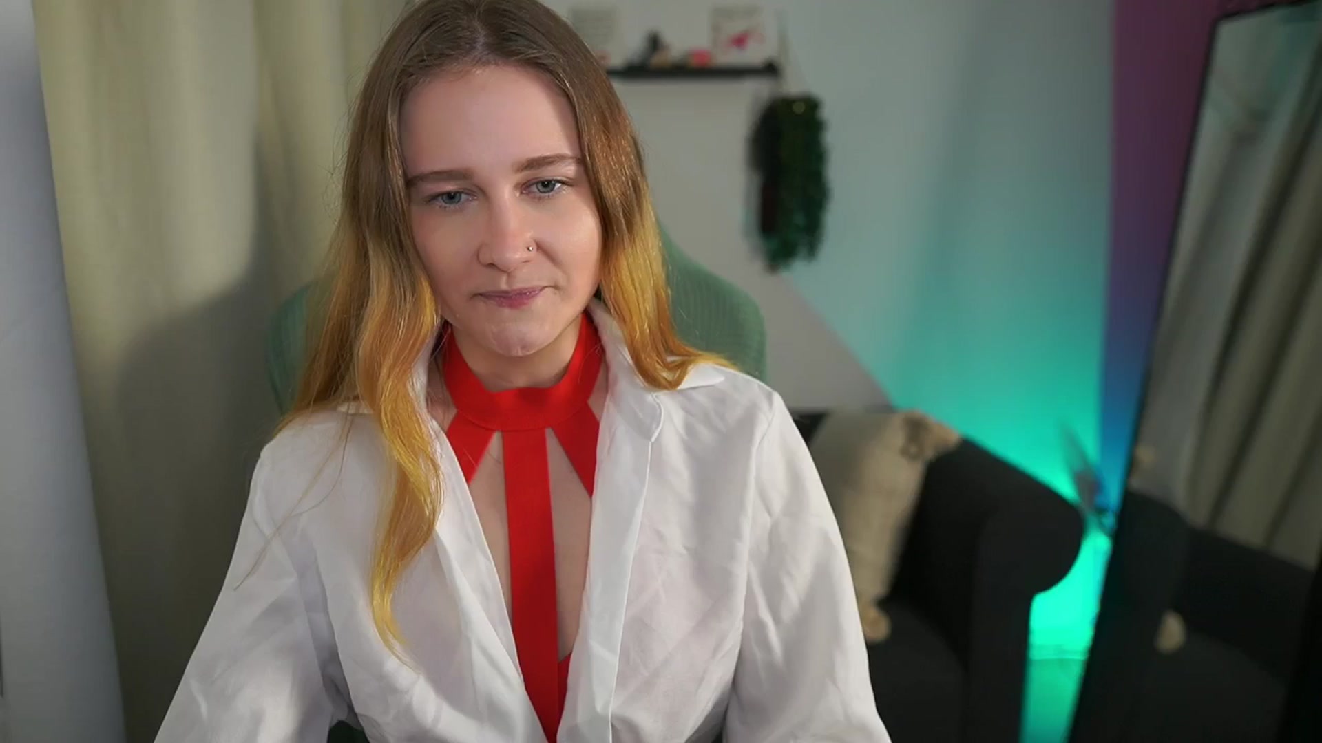 Gallery image thumbnail from Glossy_babe_'s myfreecams stream on, 02/01/2026, 11:49 image 19 of 20