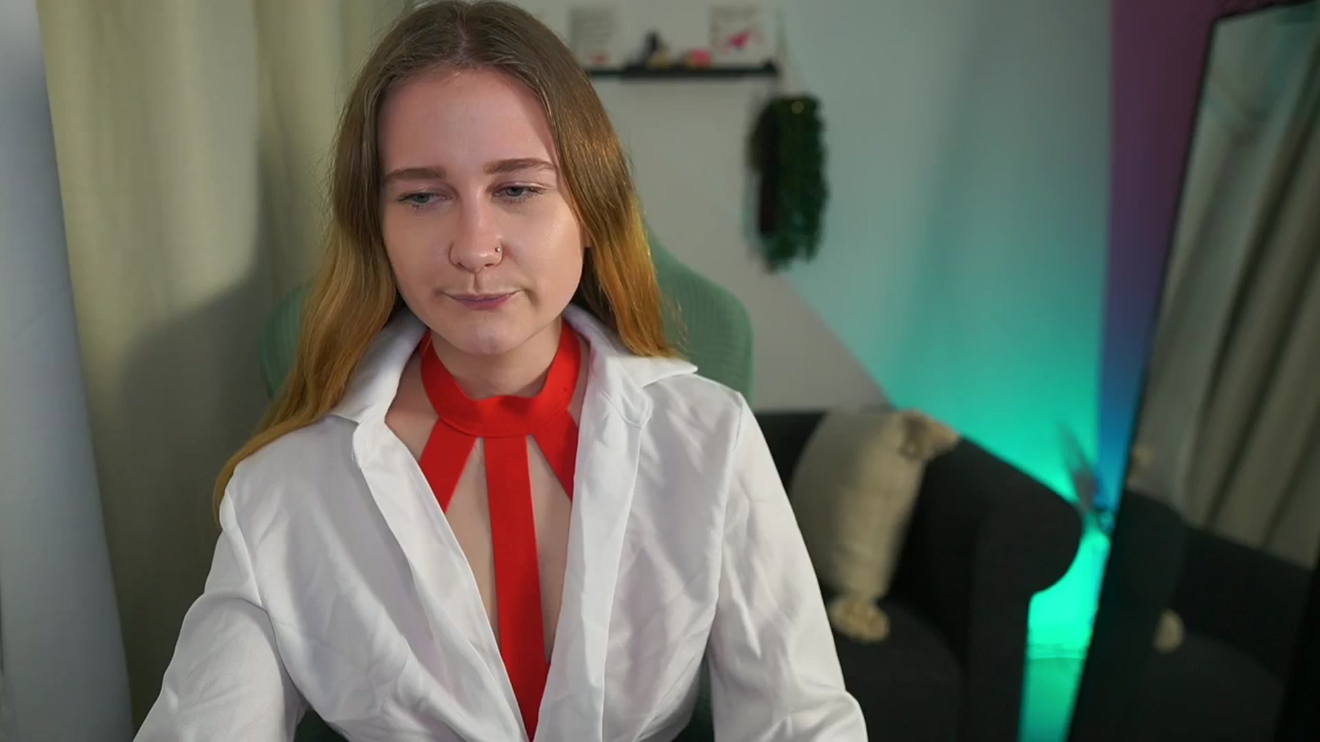 Gallery image thumbnail from Glossy_babe_'s myfreecams stream on, 02/01/2026, 11:49 image 10 of 20