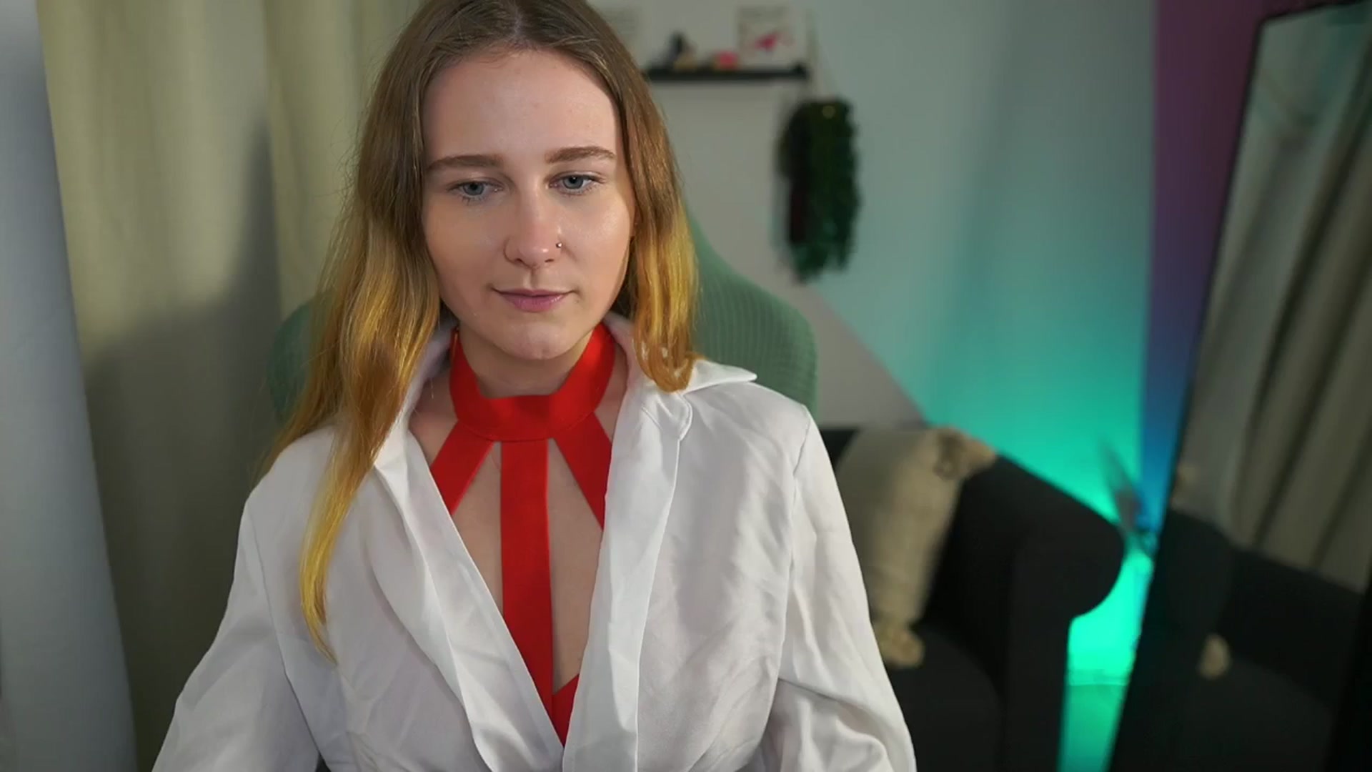 Gallery image thumbnail from Glossy_babe_'s myfreecams stream on, 02/01/2026, 11:49 image 4 of 20