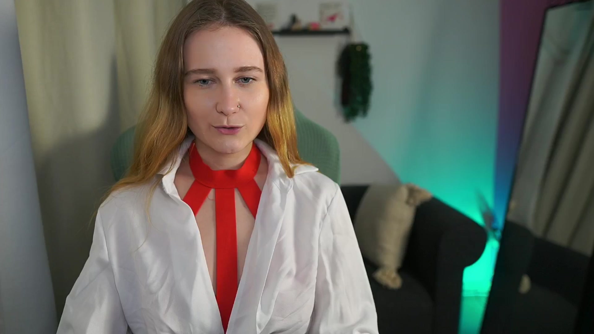 Gallery image thumbnail from Glossy_babe_'s myfreecams stream on, 02/01/2026, 14:04 image 2 of 20