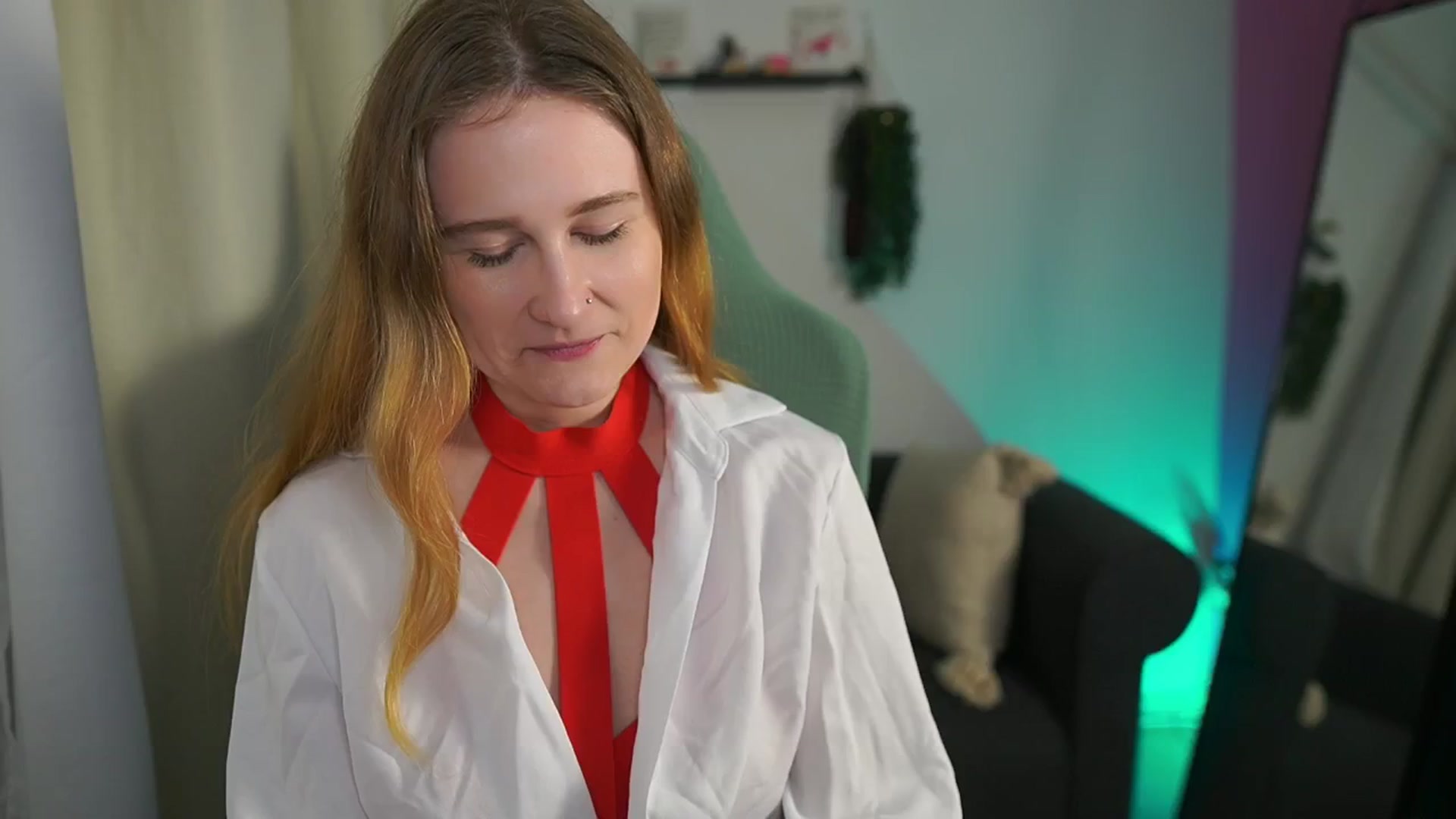 Gallery image thumbnail from Glossy_babe_'s myfreecams stream on, 02/01/2026, 15:48 image 15 of 20