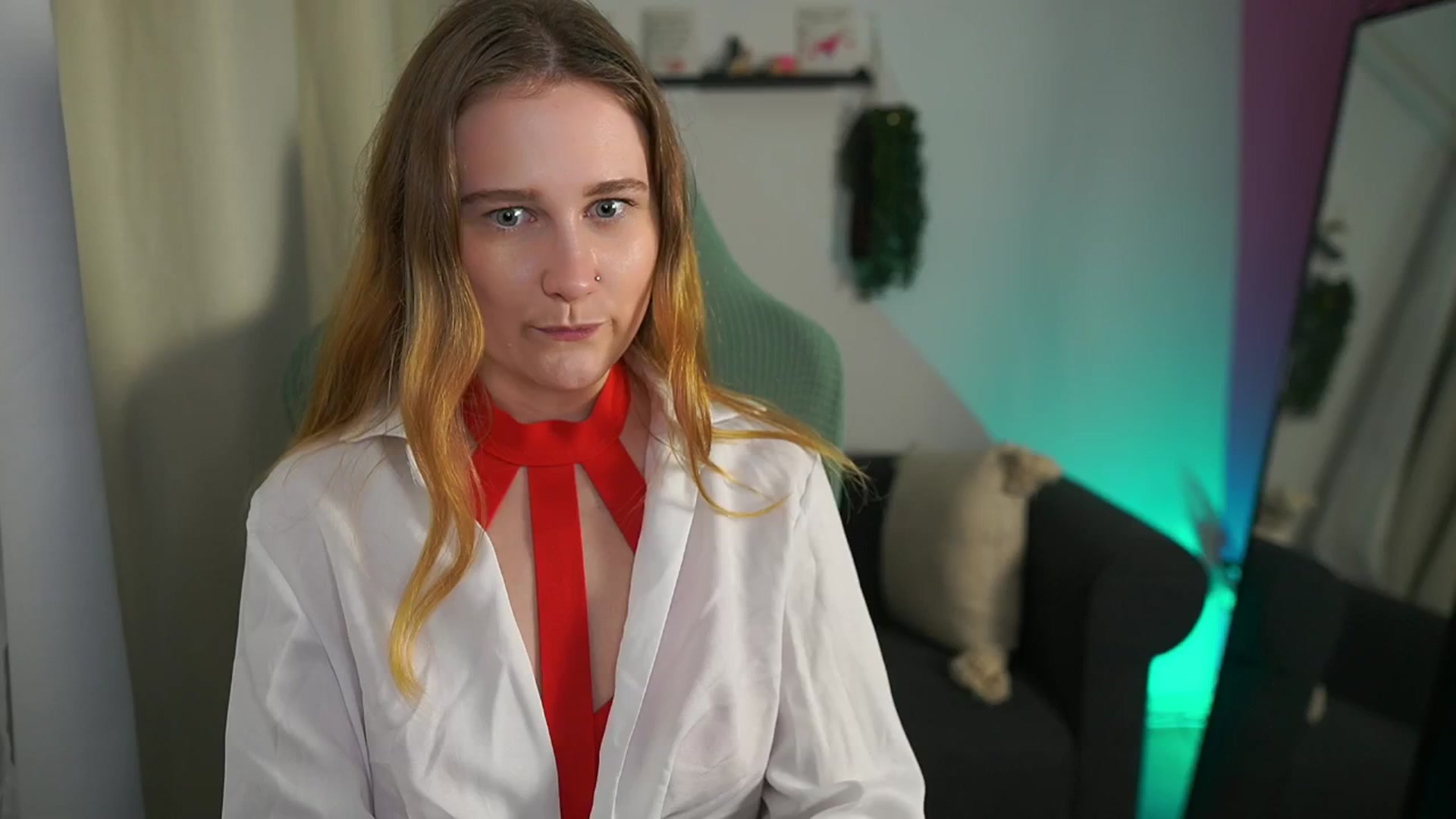 Gallery image thumbnail from Glossy_babe_'s myfreecams stream on, 02/01/2026, 19:03 image 9 of 20