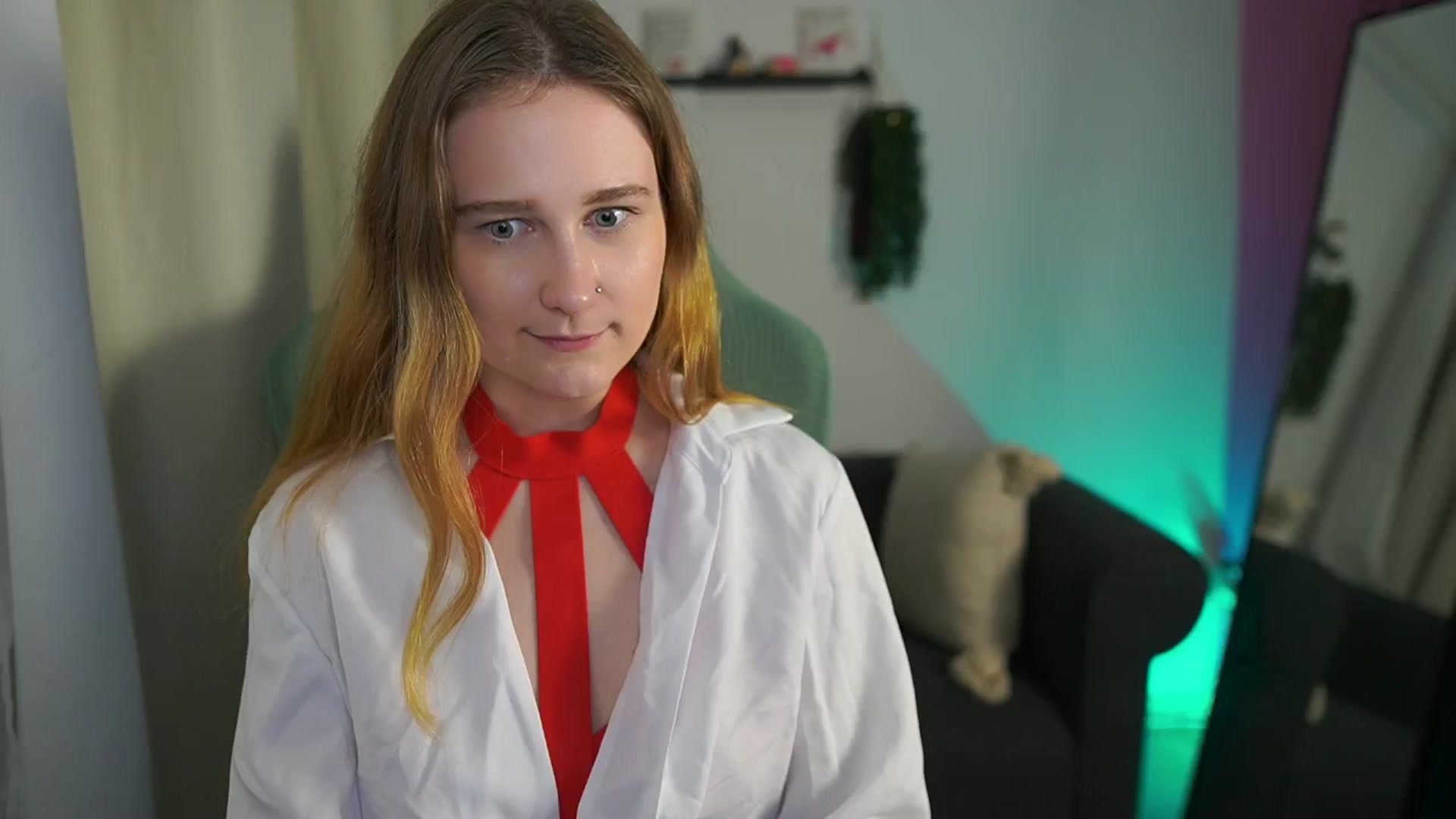Gallery image thumbnail from Glossy_babe_'s myfreecams stream on, 02/01/2026, 19:03 image 3 of 20