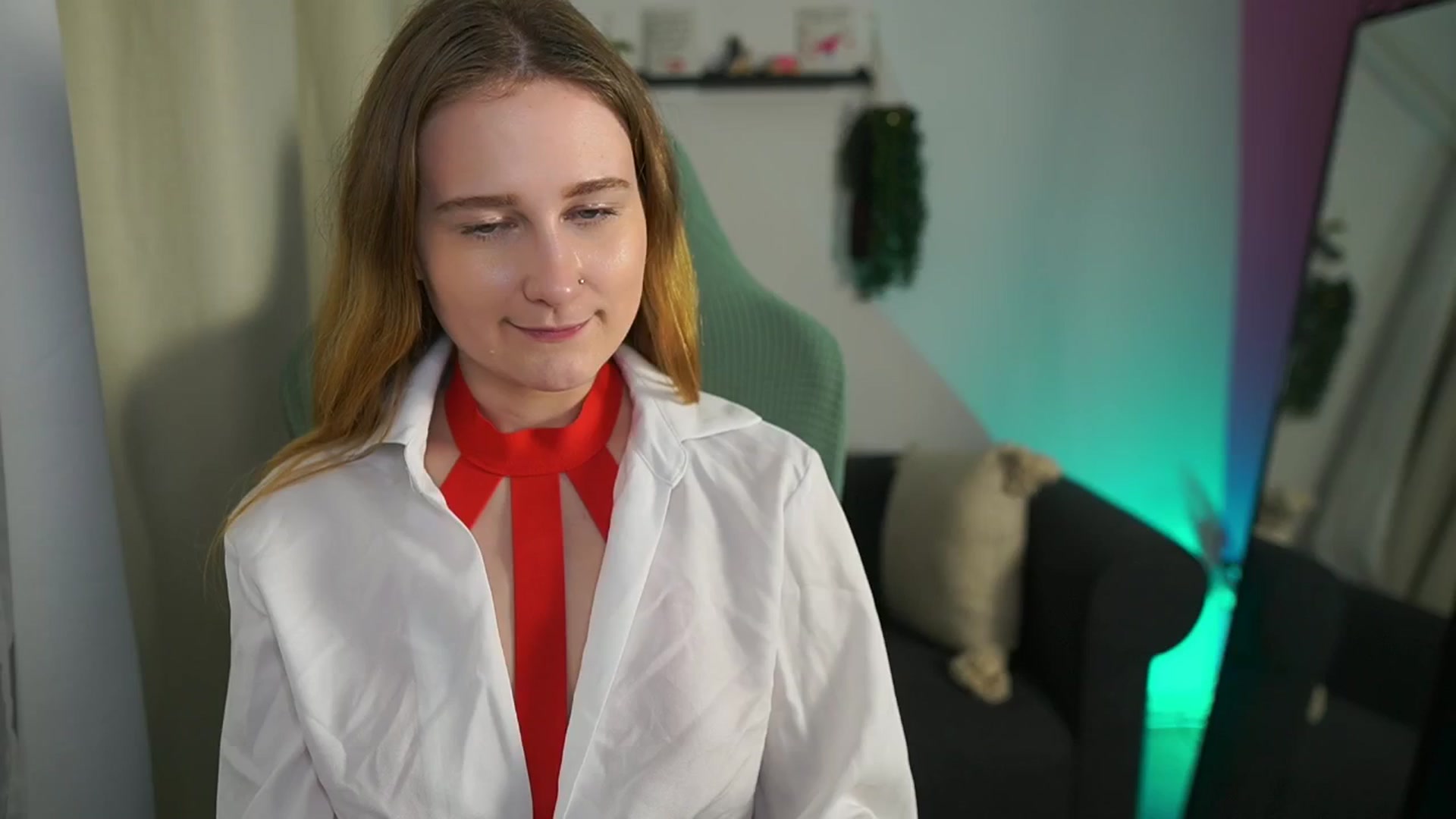 Gallery image thumbnail from Glossy_babe_'s myfreecams stream on, 02/01/2026, 19:03 image 4 of 20