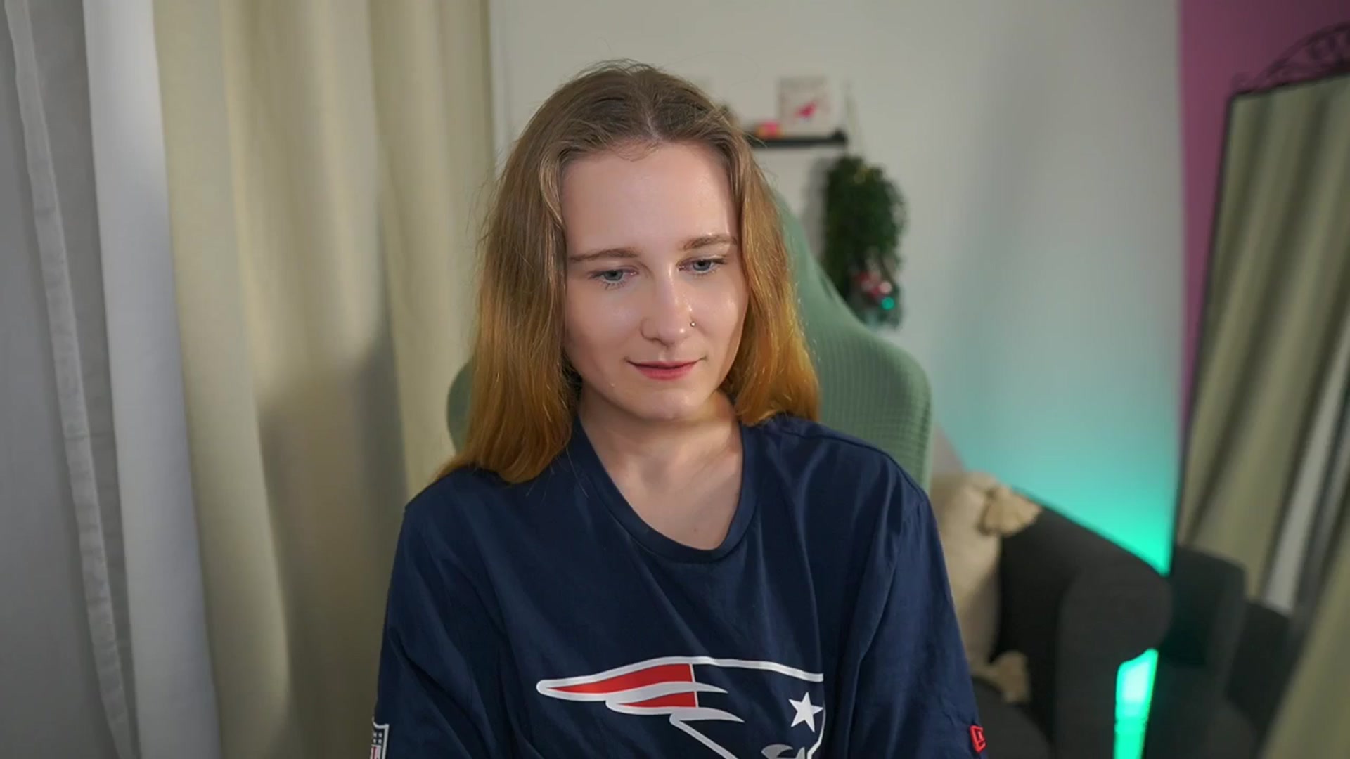 Gallery image thumbnail from Glossy_babe_'s myfreecams stream on, 02/08/2026, 14:41 image 3 of 20