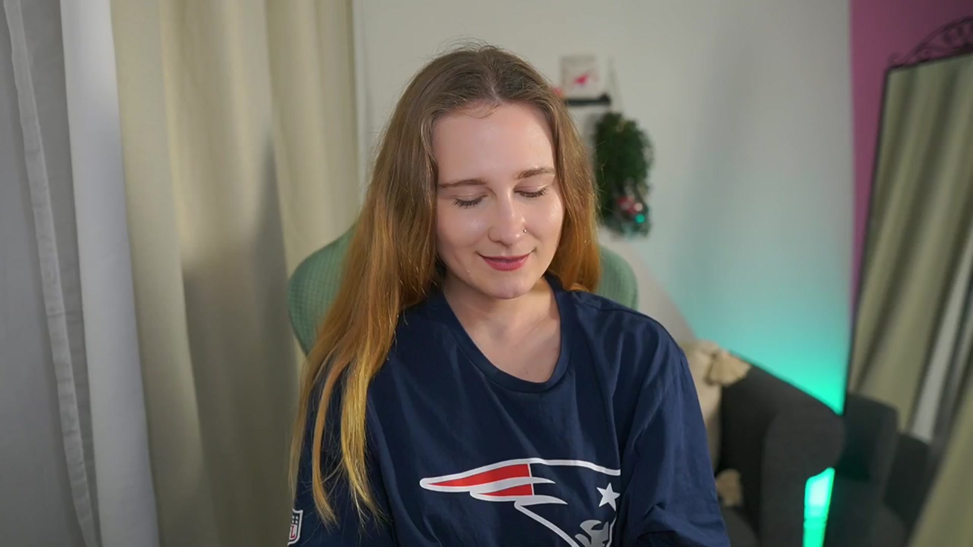 Gallery image thumbnail from Glossy_babe_'s myfreecams stream on, 02/08/2026, 14:41 image 5 of 20