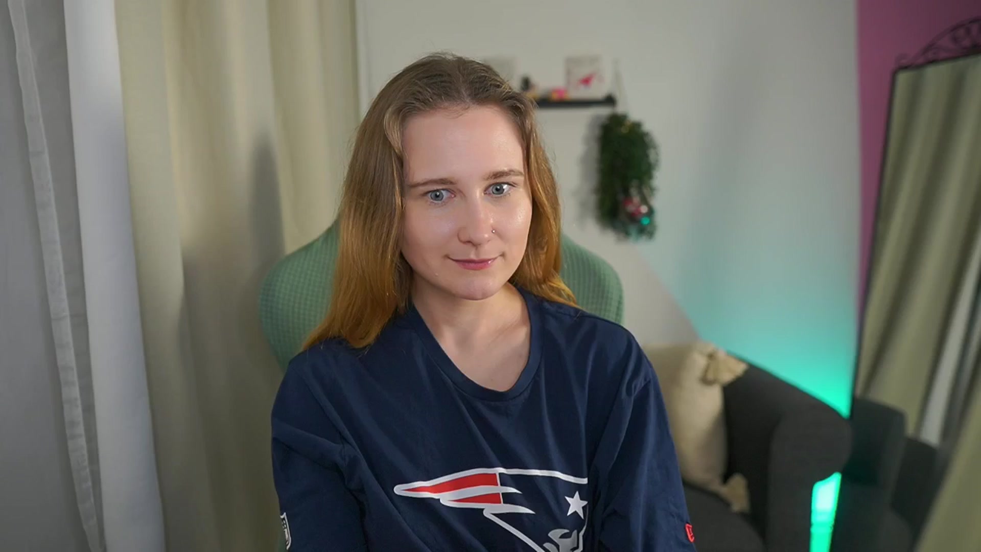 Gallery image thumbnail from Glossy_babe_'s myfreecams stream on, 02/08/2026, 19:08 image 6 of 20