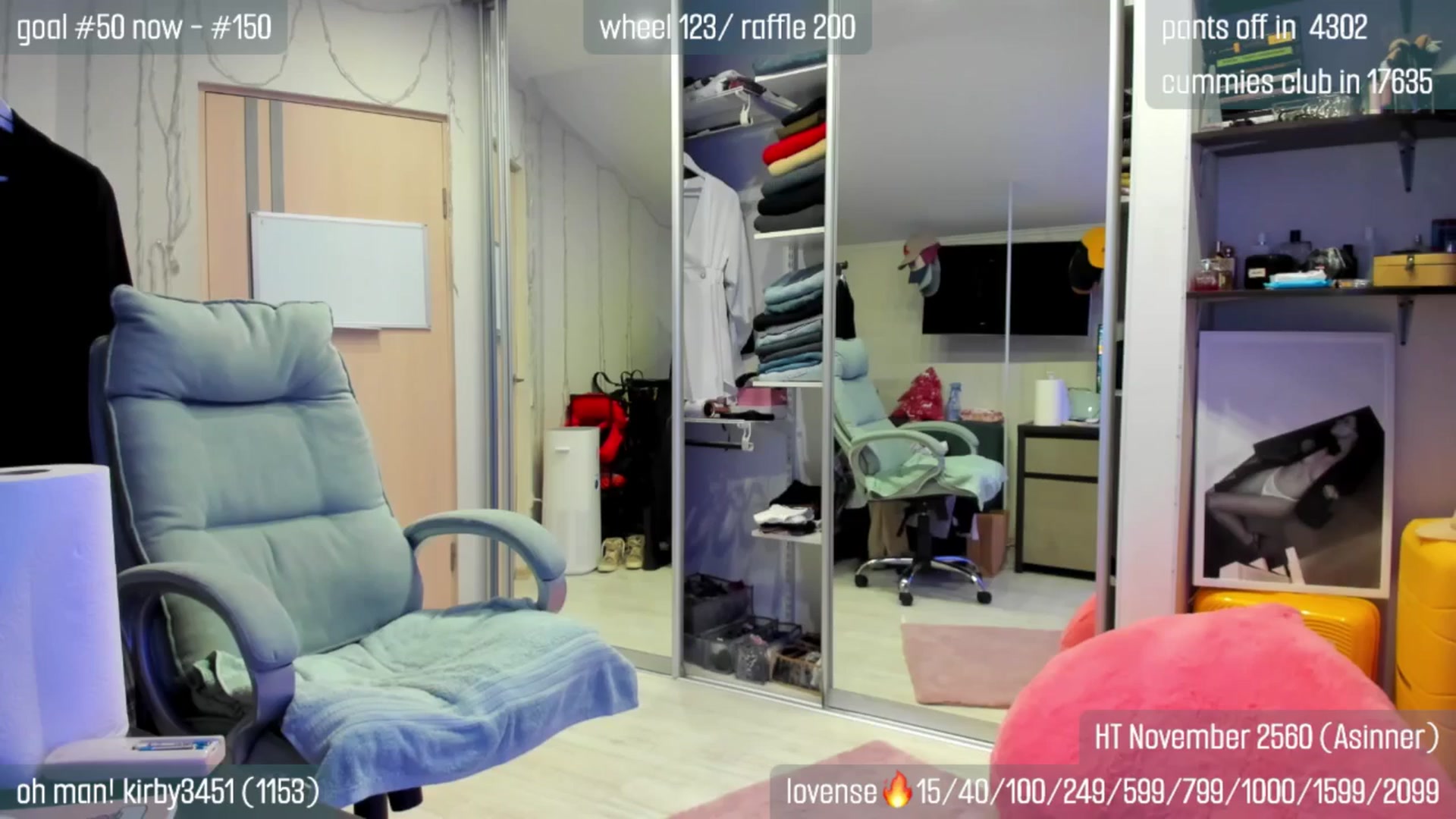 Gallery image thumbnail from GltPleasure's myfreecams stream on, 11/08/2025, 16:32 image 2 of 20