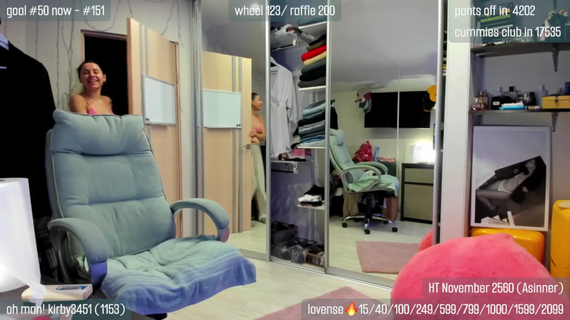 Gallery image thumbnail from GltPleasure's myfreecams stream on, 11/08/2025, 16:32 image 5 of 20