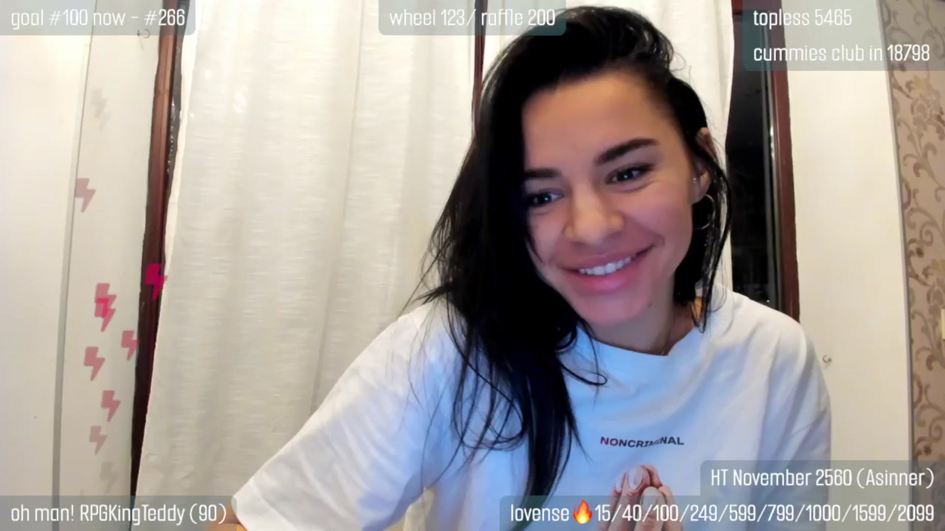 Gallery image thumbnail from GltPleasure's myfreecams stream on, 11/14/2025, 15:37 image 4 of 20