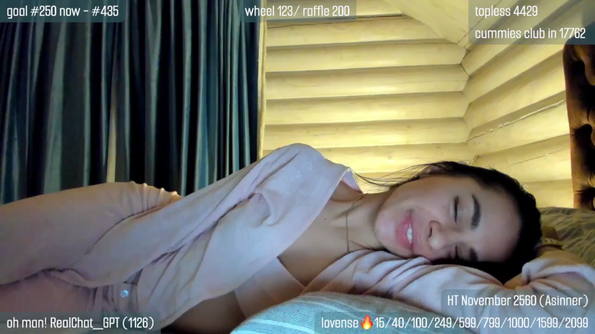 Gallery image thumbnail from GltPleasure's myfreecams stream on, 11/20/2025, 19:20 image 12 of 20