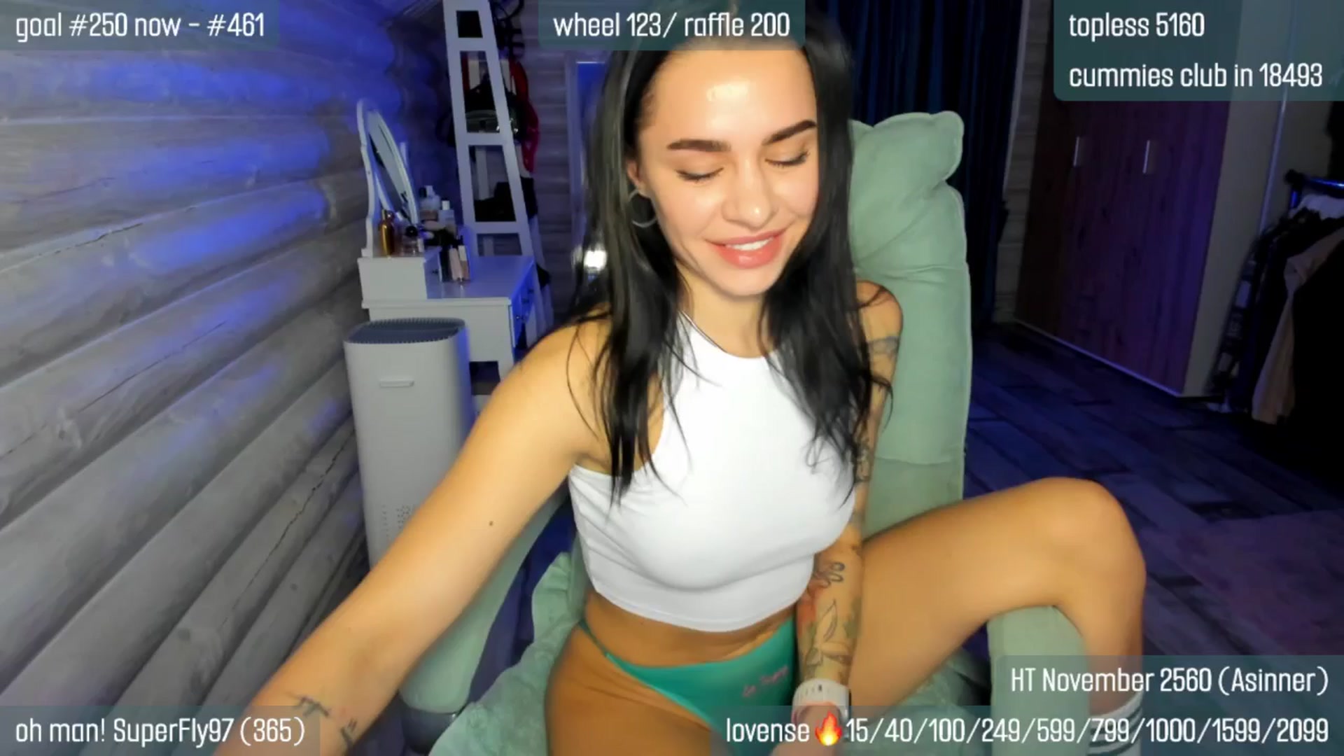 Gallery image thumbnail from GltPleasure's myfreecams stream on, 11/23/2025, 24:01 image 2 of 20