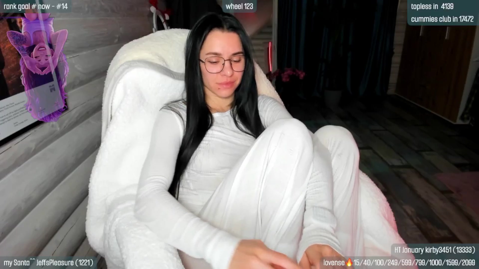 Gallery image thumbnail from GltPleasure's myfreecams stream on, 01/10/2026, 05:53 image 8 of 20