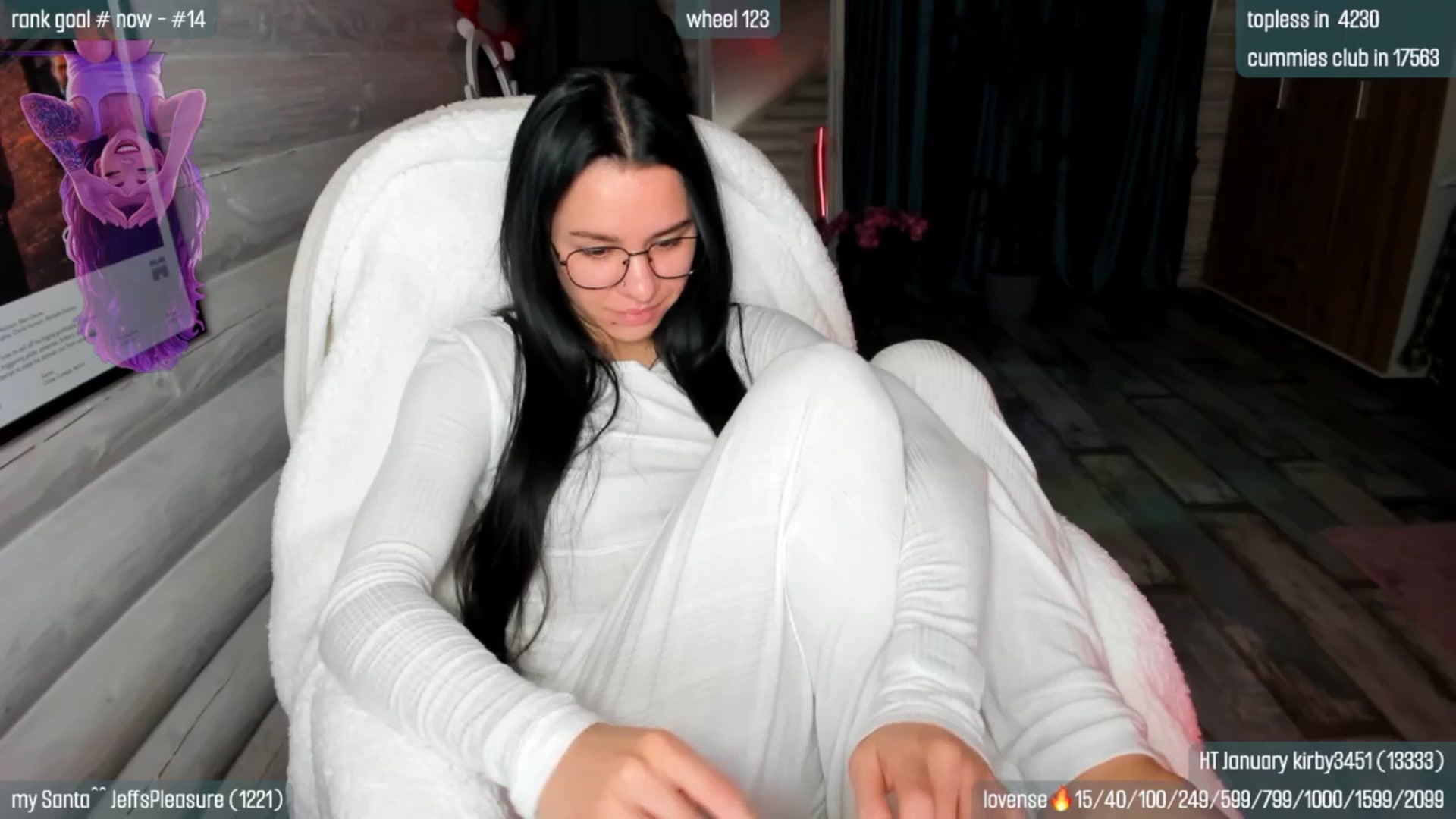 Gallery image thumbnail from GltPleasure's myfreecams stream on, 01/10/2026, 05:53 image 6 of 20