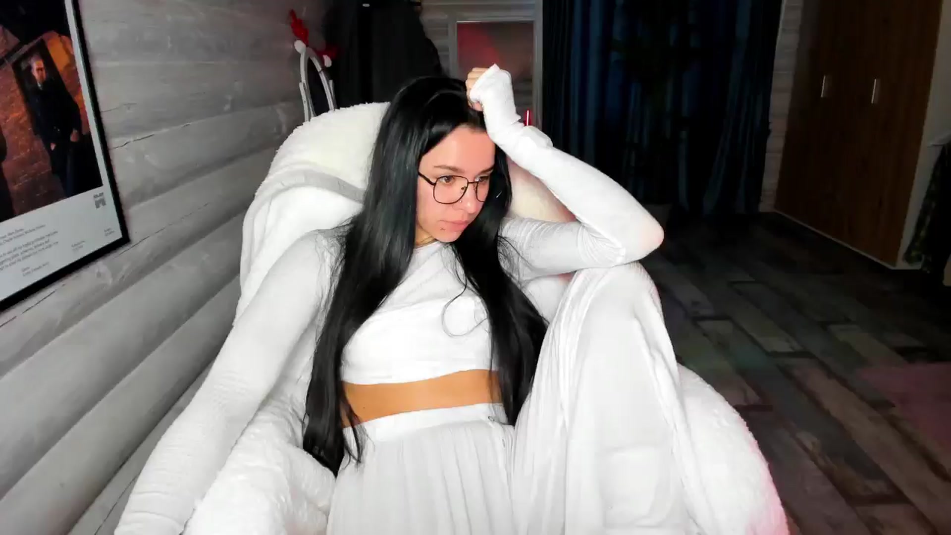 Gallery image thumbnail from GltPleasure's myfreecams stream on, 01/10/2026, 06:47 image 18 of 20