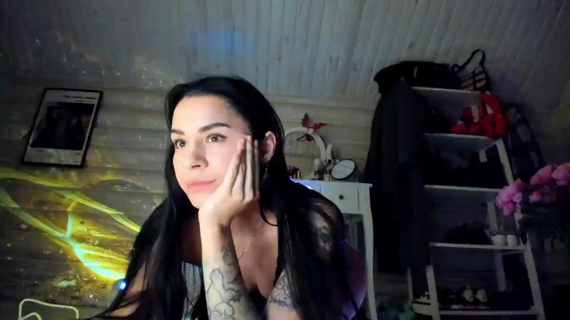 Gallery image thumbnail from GltPleasure's myfreecams stream on, 01/11/2026, 03:47 image 9 of 20