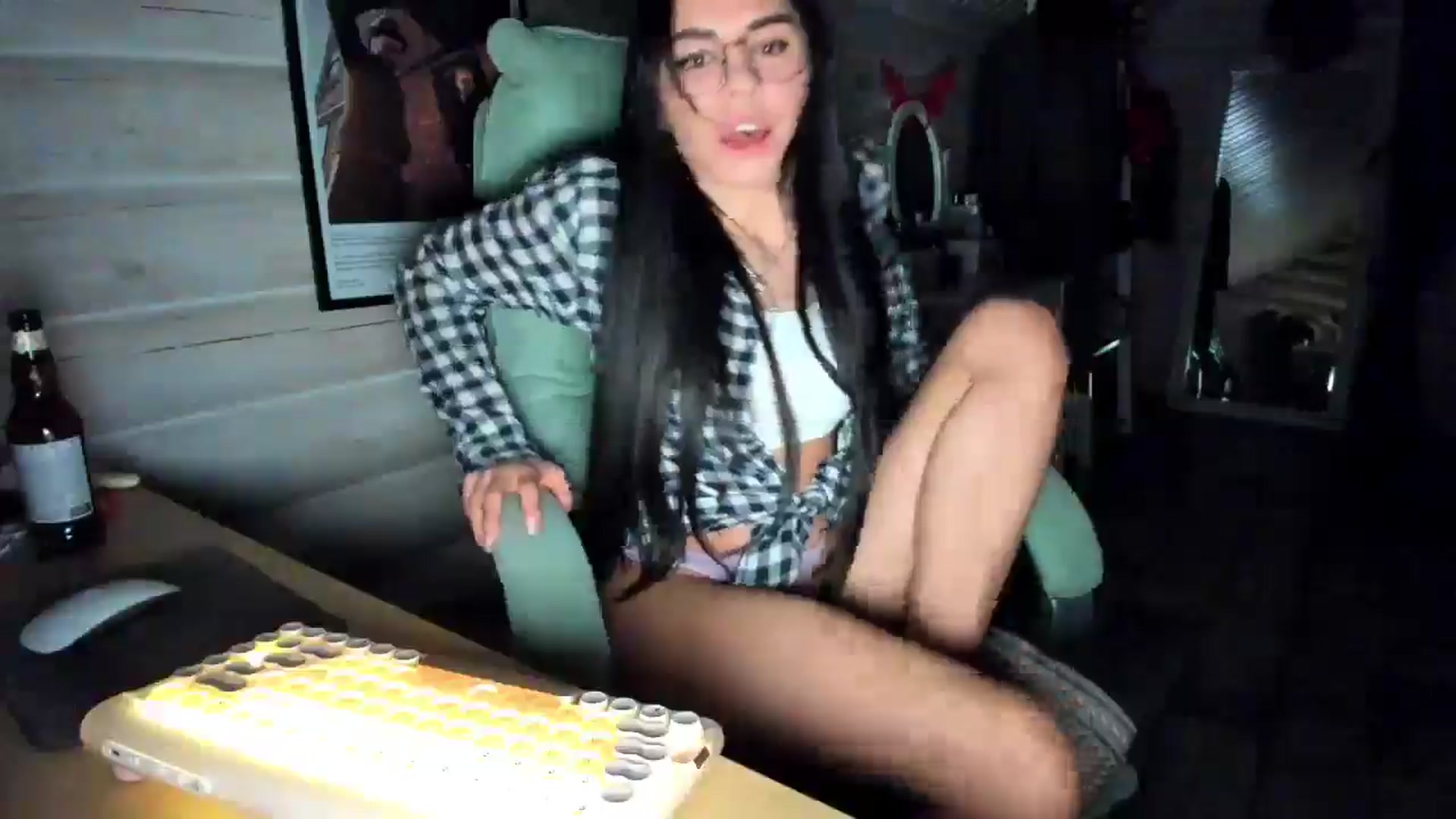 Gallery image thumbnail from GltPleasure's myfreecams stream on, 01/27/2026, 17:10 image 15 of 20