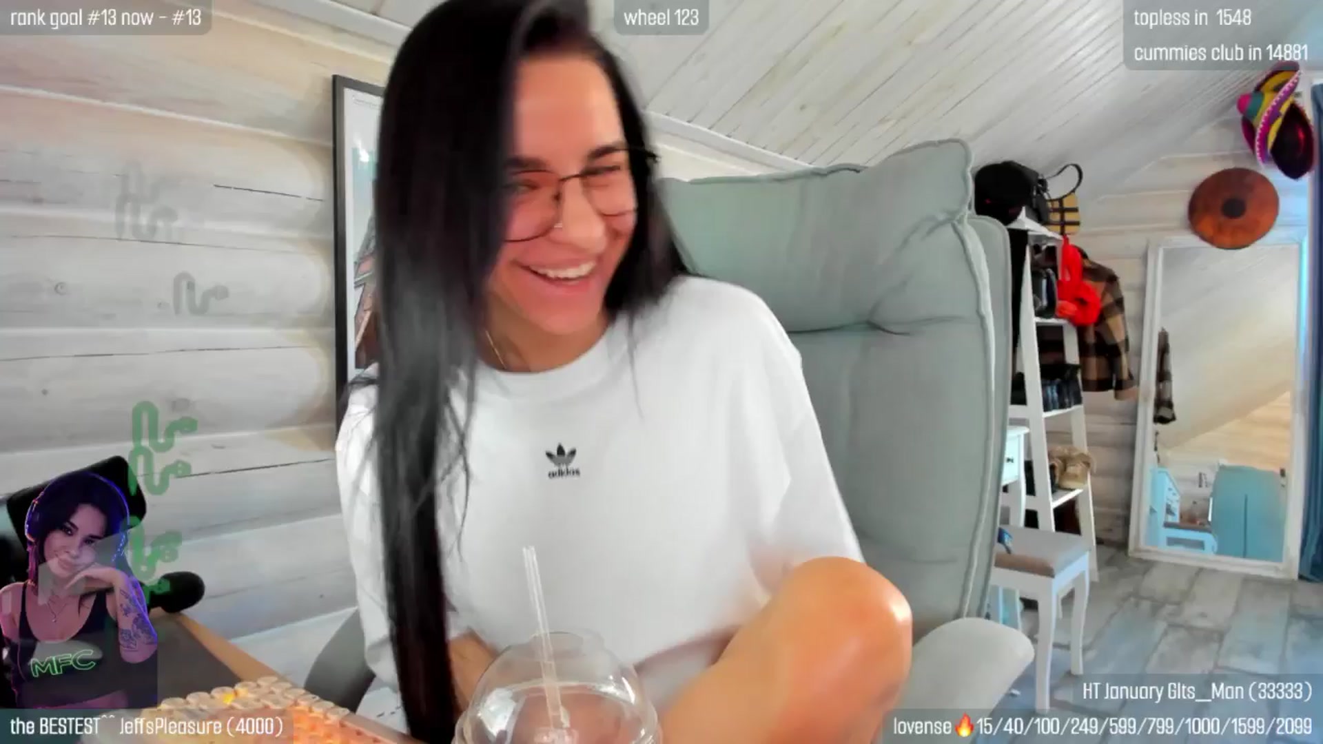 Gallery image thumbnail from GltPleasure's myfreecams stream on, 02/01/2026, 08:05 image 16 of 20