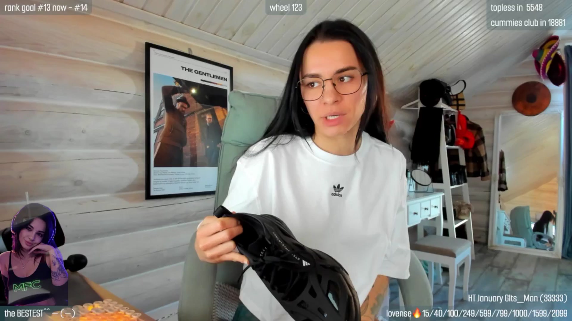 Gallery image thumbnail from GltPleasure's myfreecams stream on, 02/01/2026, 08:05 image 8 of 20