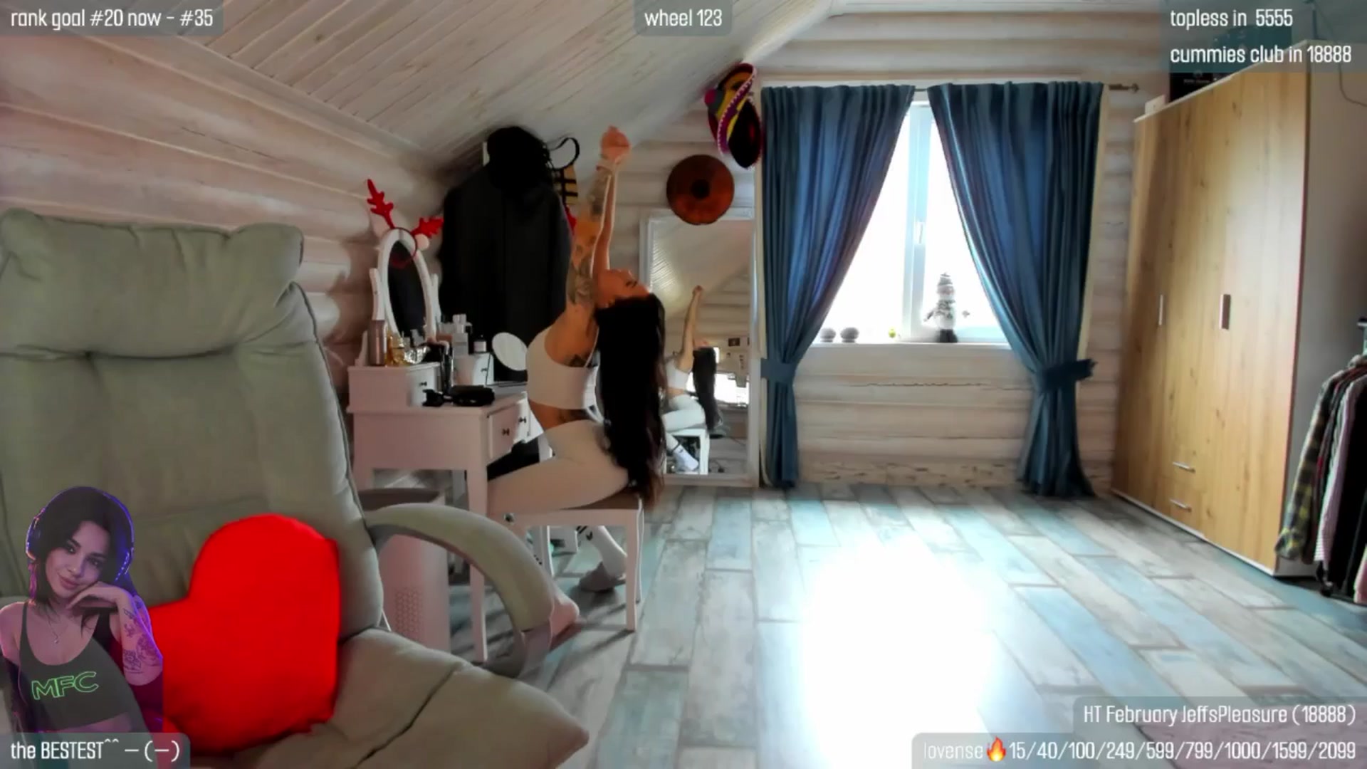 Gallery image thumbnail from GltPleasure's myfreecams stream on, 02/07/2026, 12:59 image 4 of 20