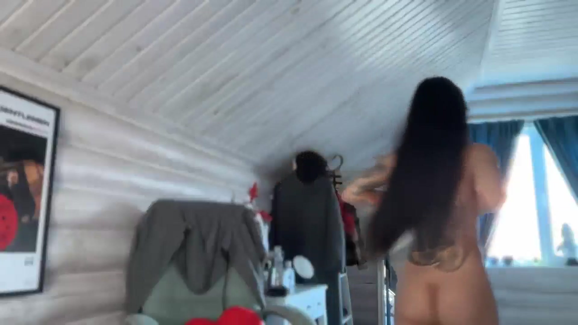 Gallery image thumbnail from GltPleasure's myfreecams stream on, 02/08/2026, 12:18 image 2 of 20