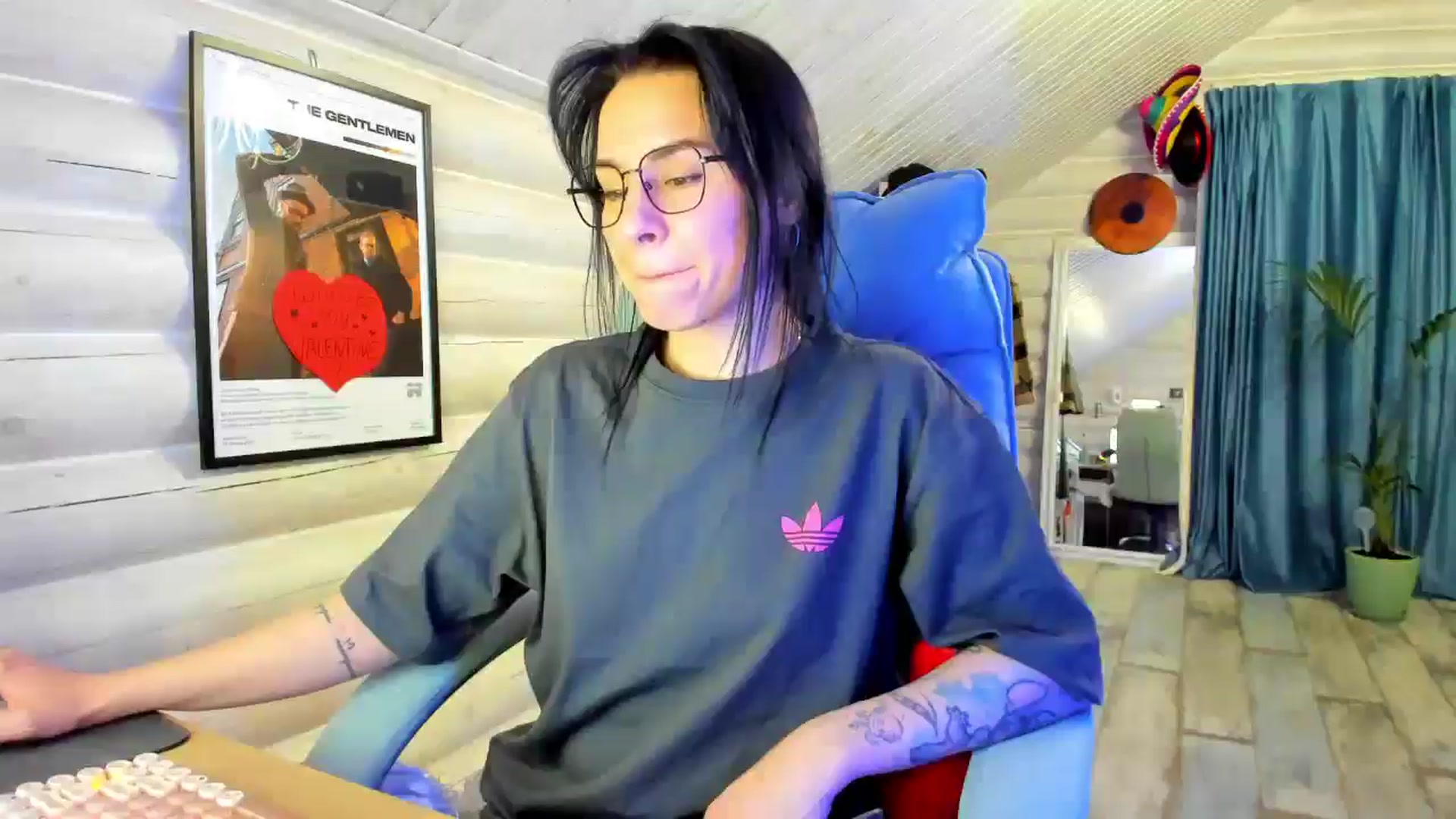 Gallery image thumbnail from GltPleasure's myfreecams stream on, 02/17/2026, 21:14 image 13 of 20
