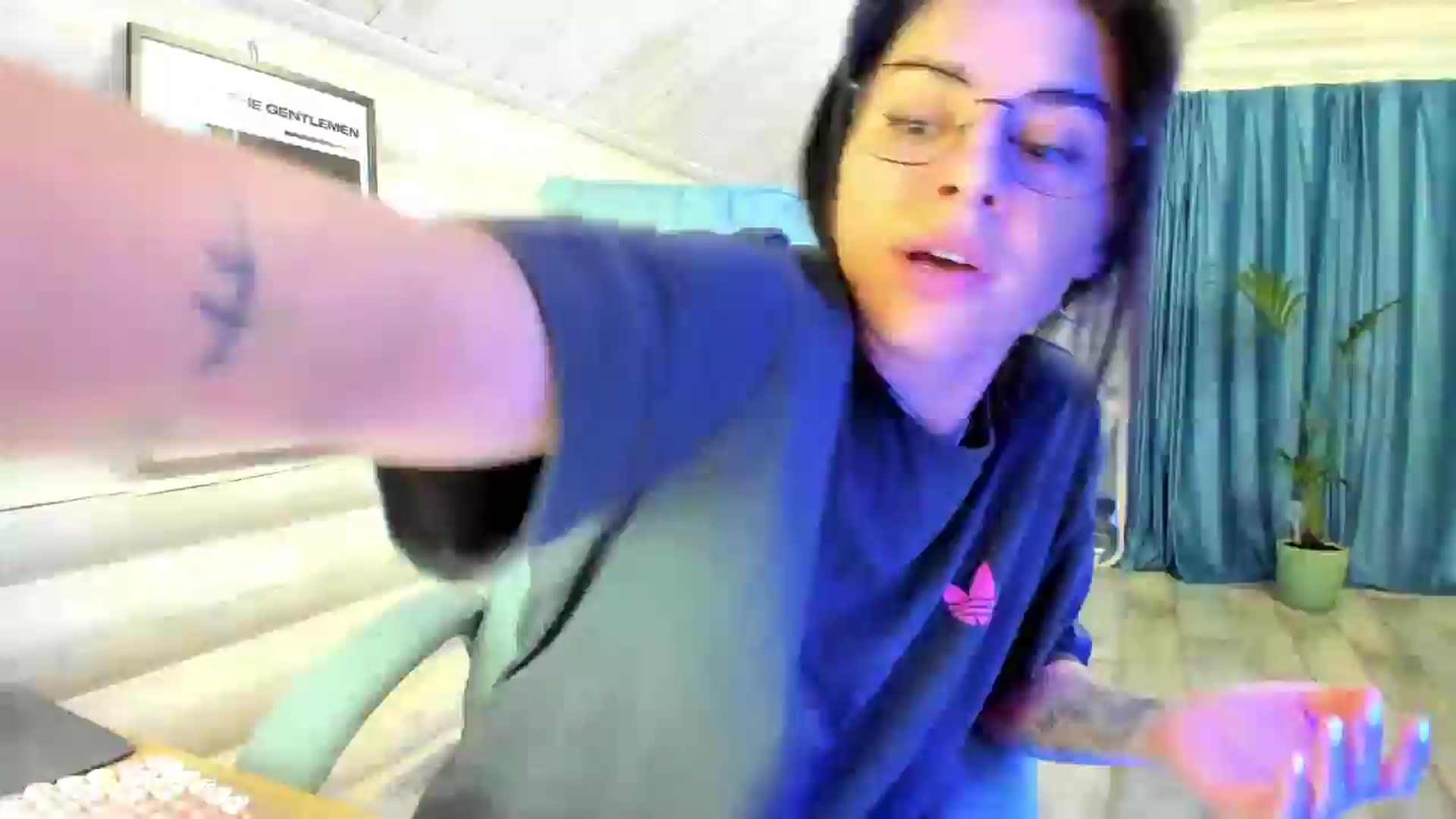 Gallery image thumbnail from GltPleasure's myfreecams stream on, 02/17/2026, 21:14 image 11 of 20