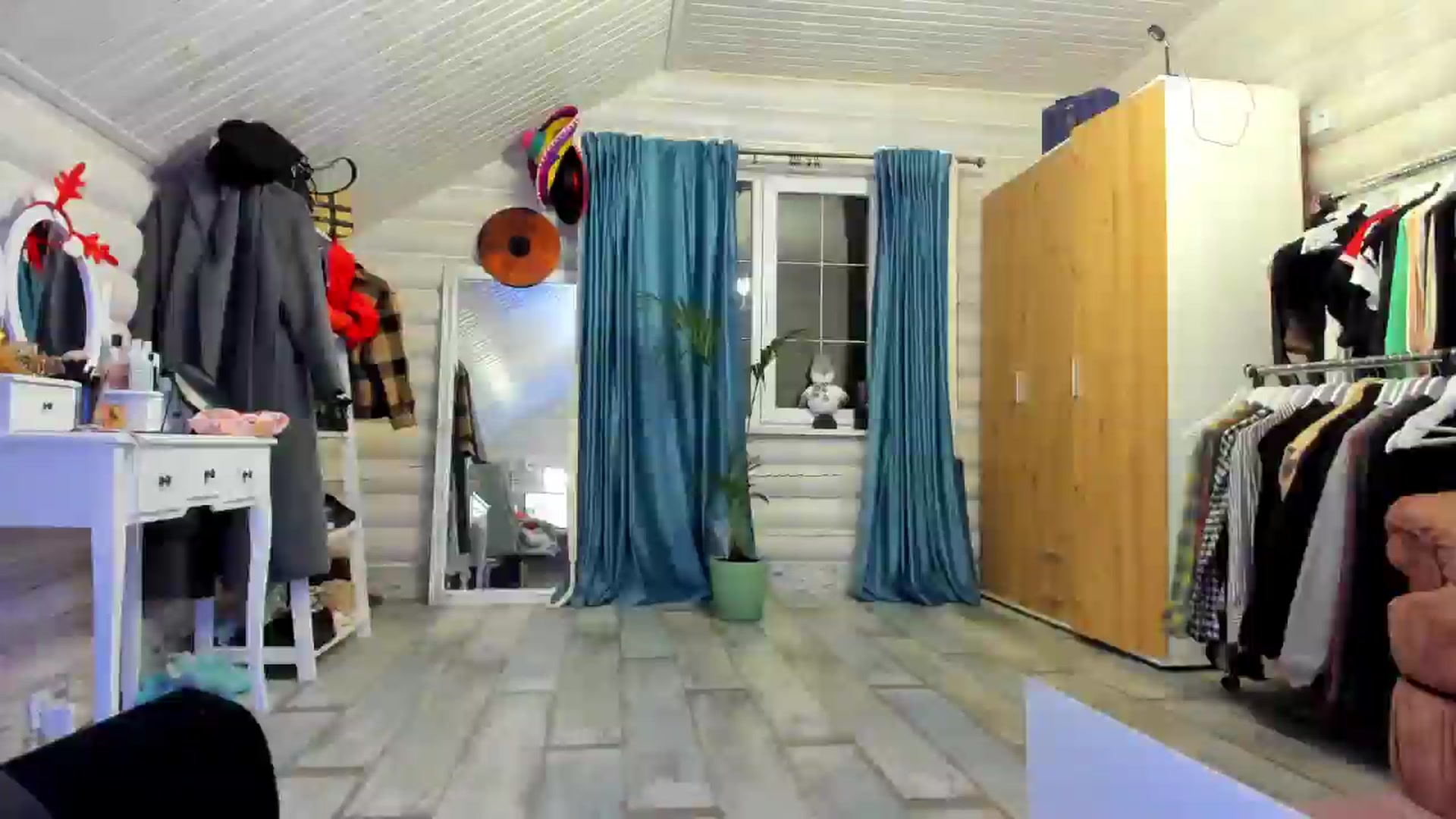 Gallery image thumbnail from GltPleasure's myfreecams stream on, 02/17/2026, 21:14 image 5 of 20
