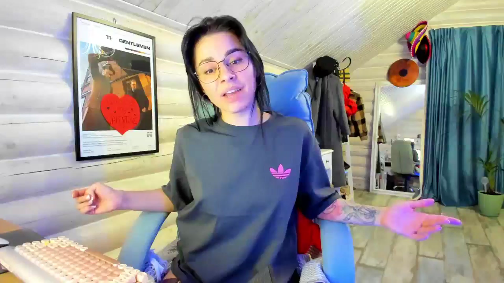 Gallery image thumbnail from GltPleasure's myfreecams stream on, 02/17/2026, 21:14 image 18 of 20