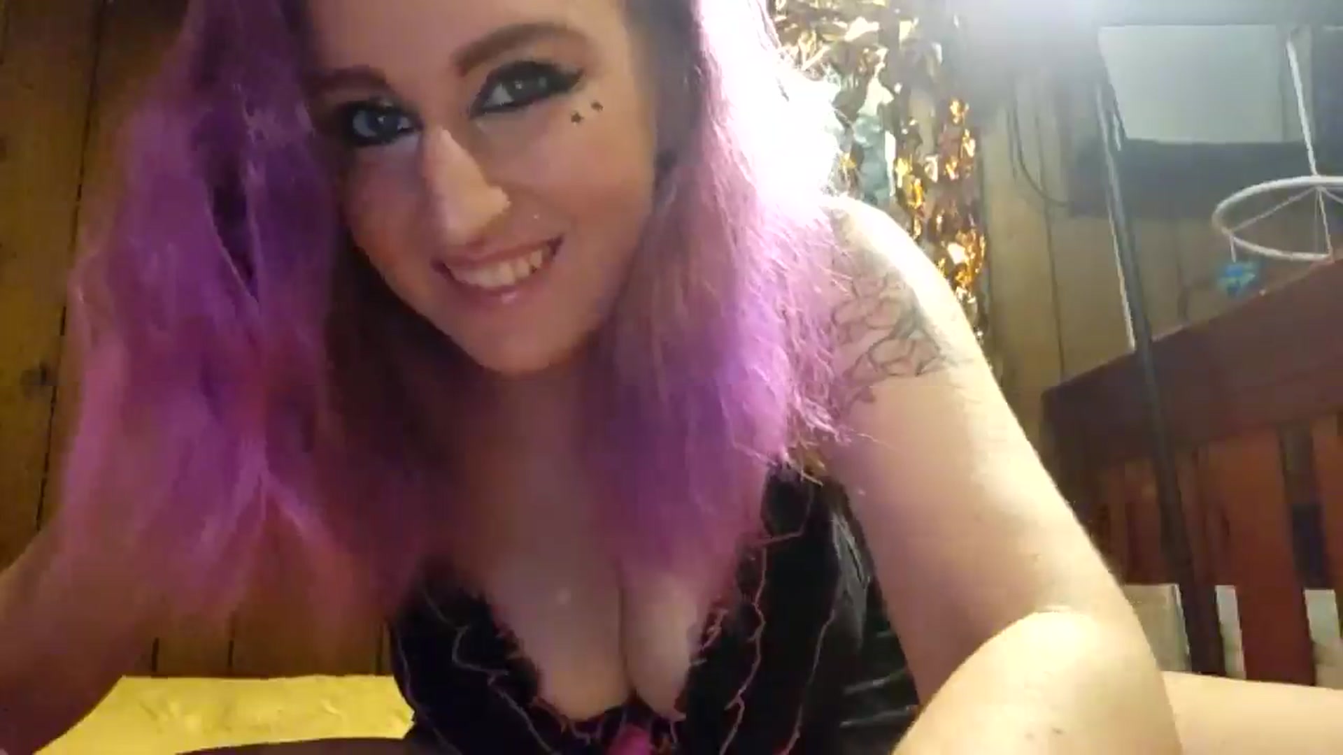 Gallery image thumbnail from GoAheadNStare's myfreecams stream on, 07/01/2024, 09:01 image 9 of 20