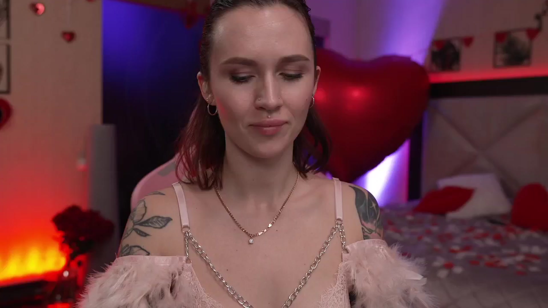 Gallery image thumbnail from GoGoDr3am's myfreecams stream on, 02/14/2025, 03:19 image 2 of 20