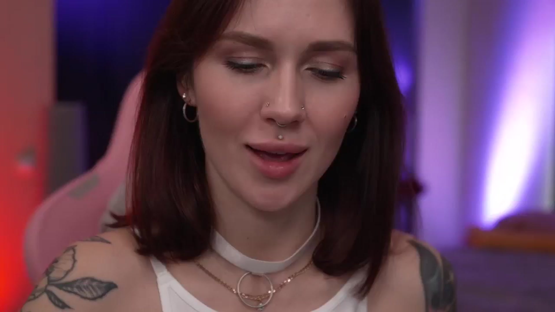 Gallery image thumbnail from GoGoDr3am's myfreecams stream on, 02/20/2025, 01:53 image 9 of 20